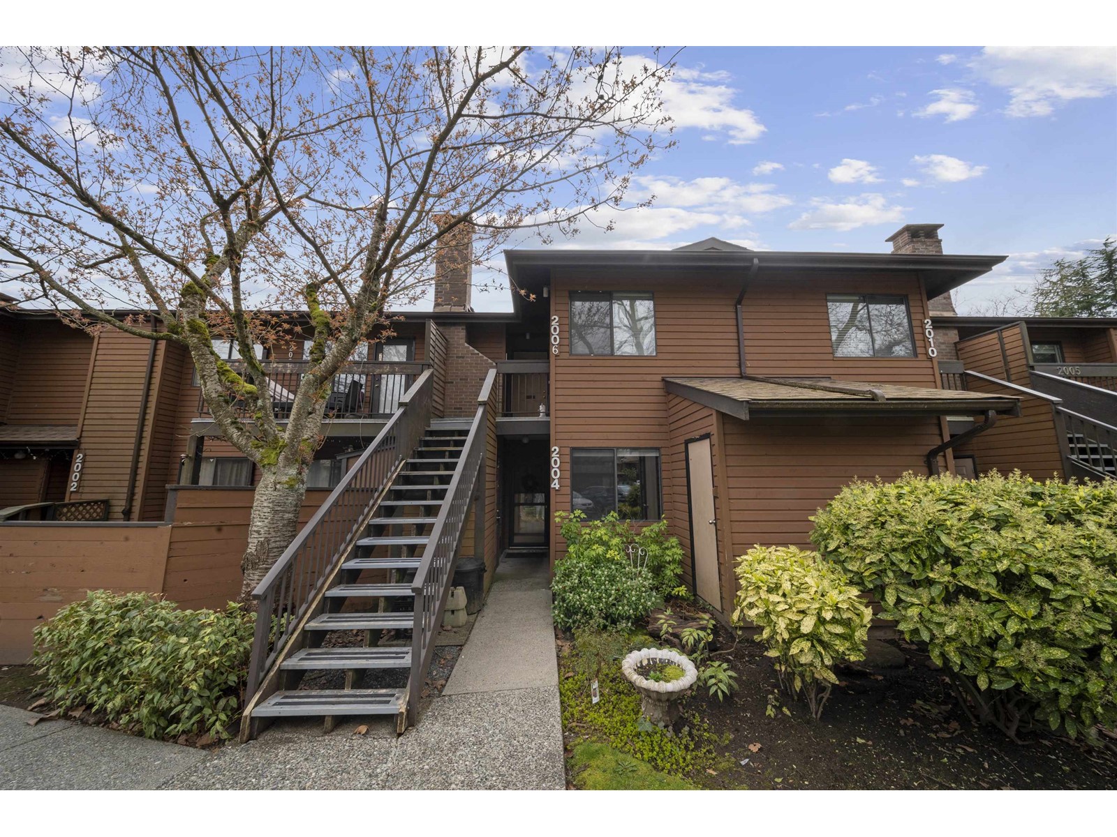 Property at 2004 10620 150 STREET image 1