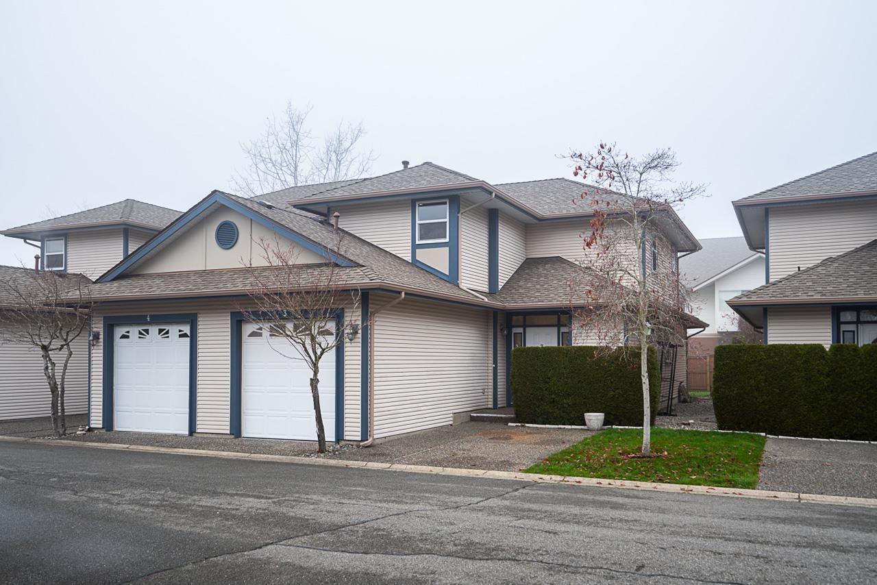 3 4725 221 STREET, Langley, British Columbia