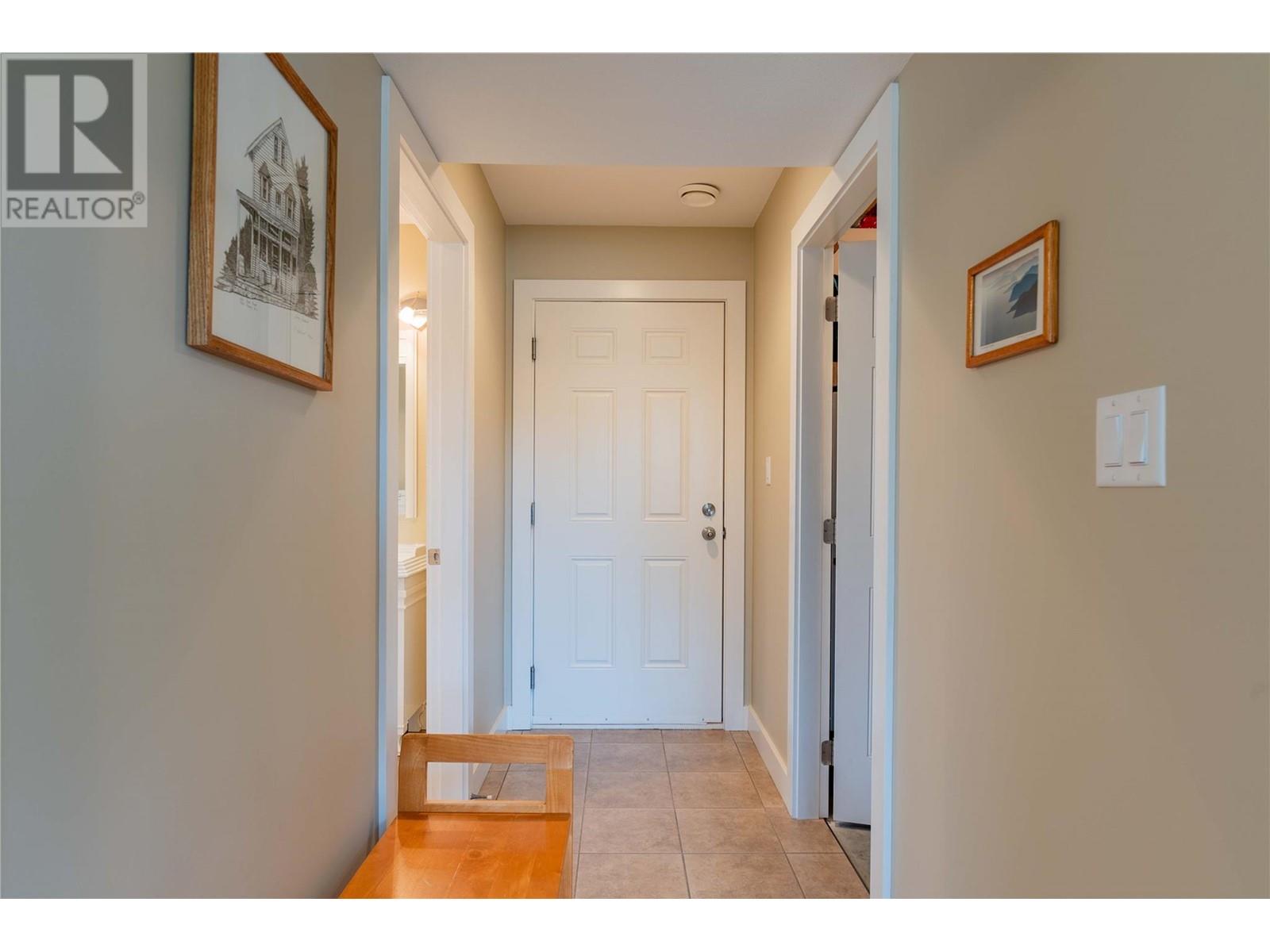 1509 Rosewood Lane, Castlegar, British Columbia  V1N 4X7 - Photo 32 - 10343062