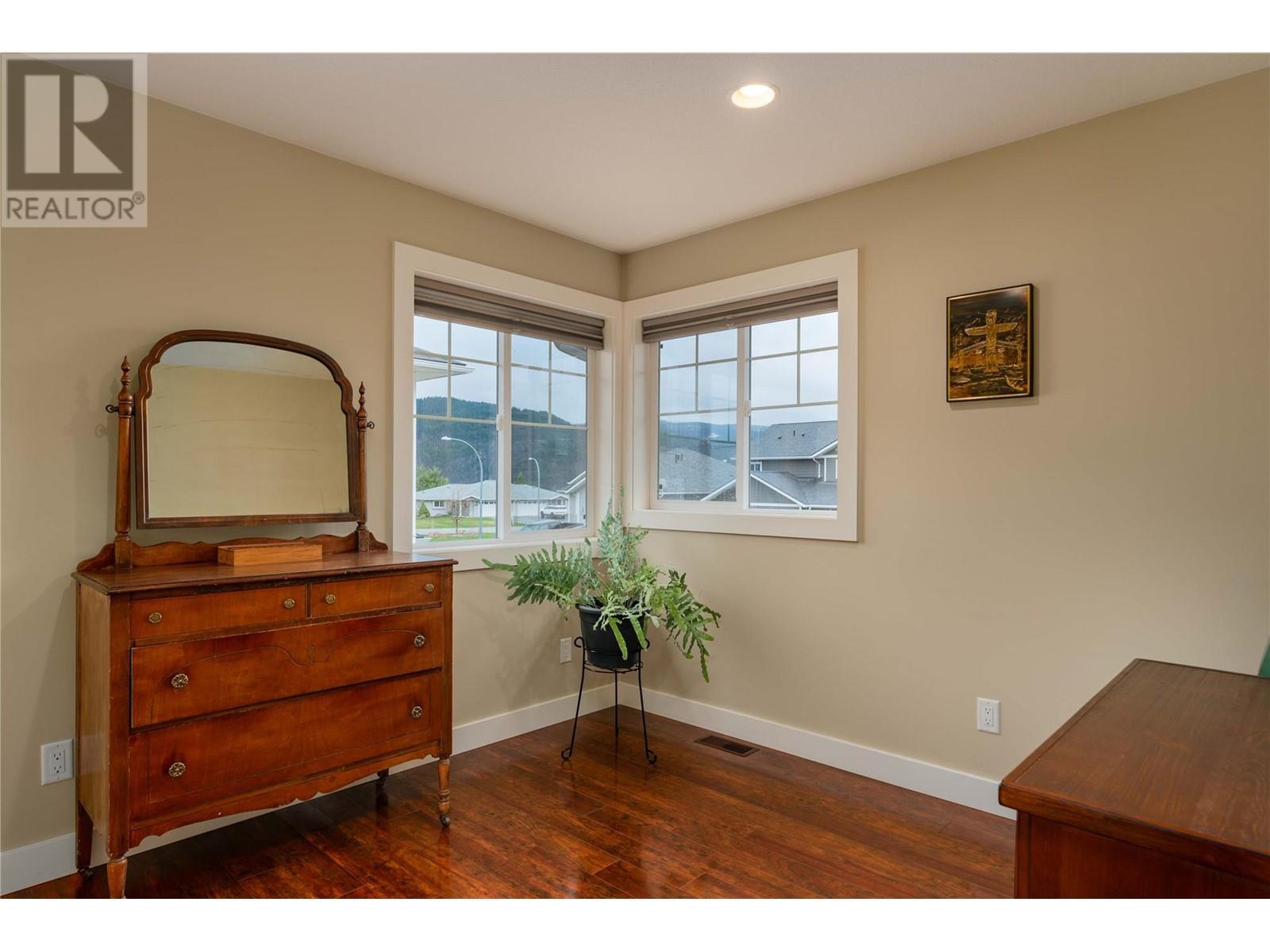 1509 Rosewood Lane, Castlegar, British Columbia  V1N 4X7 - Photo 14 - 10343062
