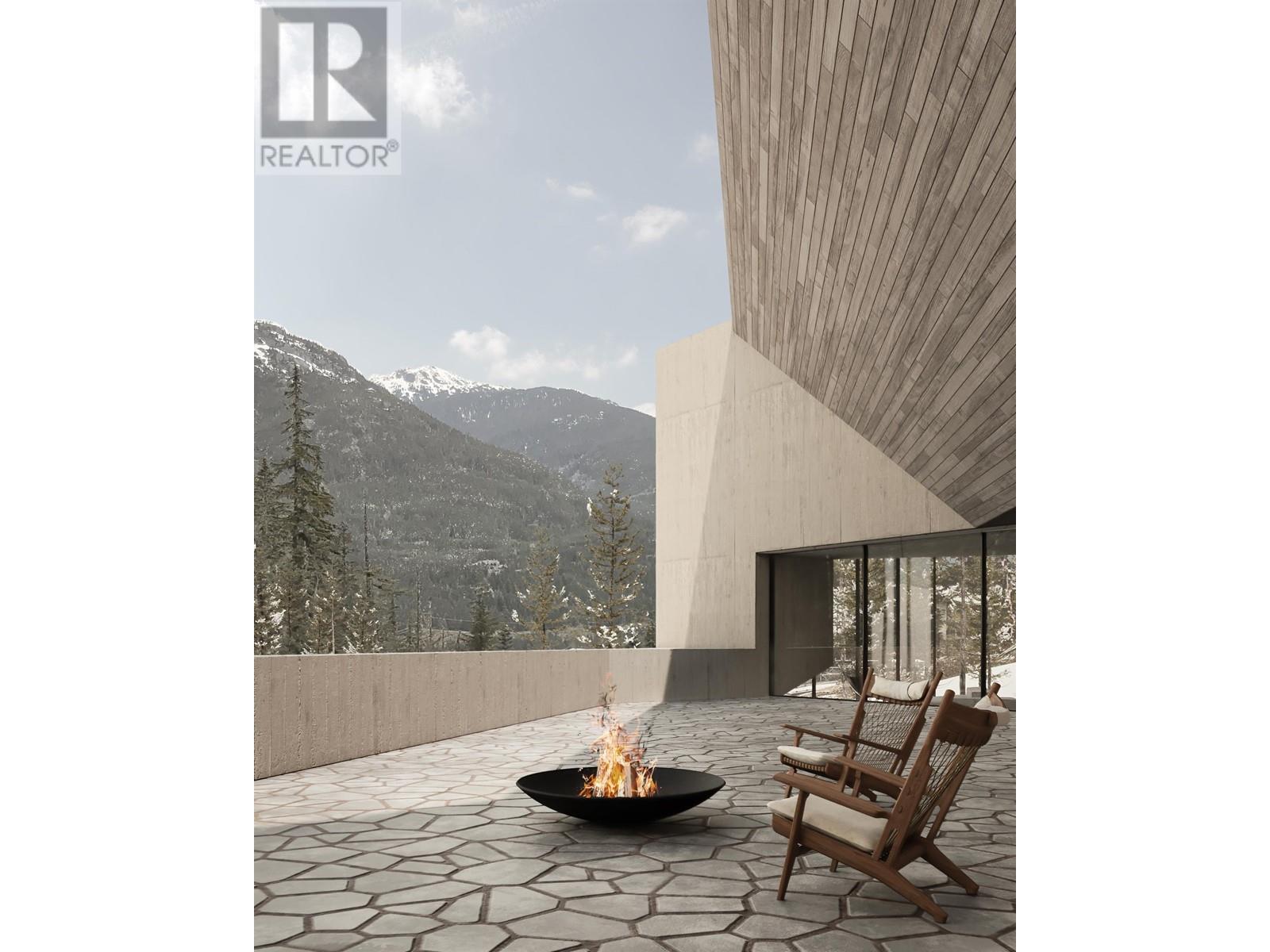 2926 Kadenwood Drive, Whistler, British Columbia  V8E 0L6 - Photo 2 - R2989544