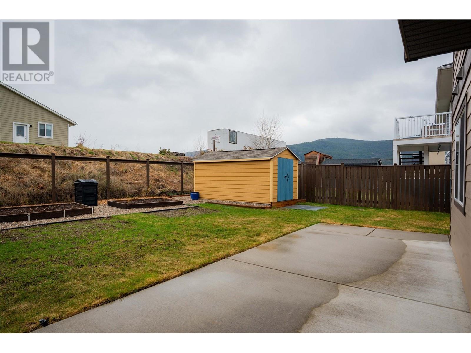 1509 Rosewood Lane, Castlegar, British Columbia  V1N 4X7 - Photo 45 - 10343062