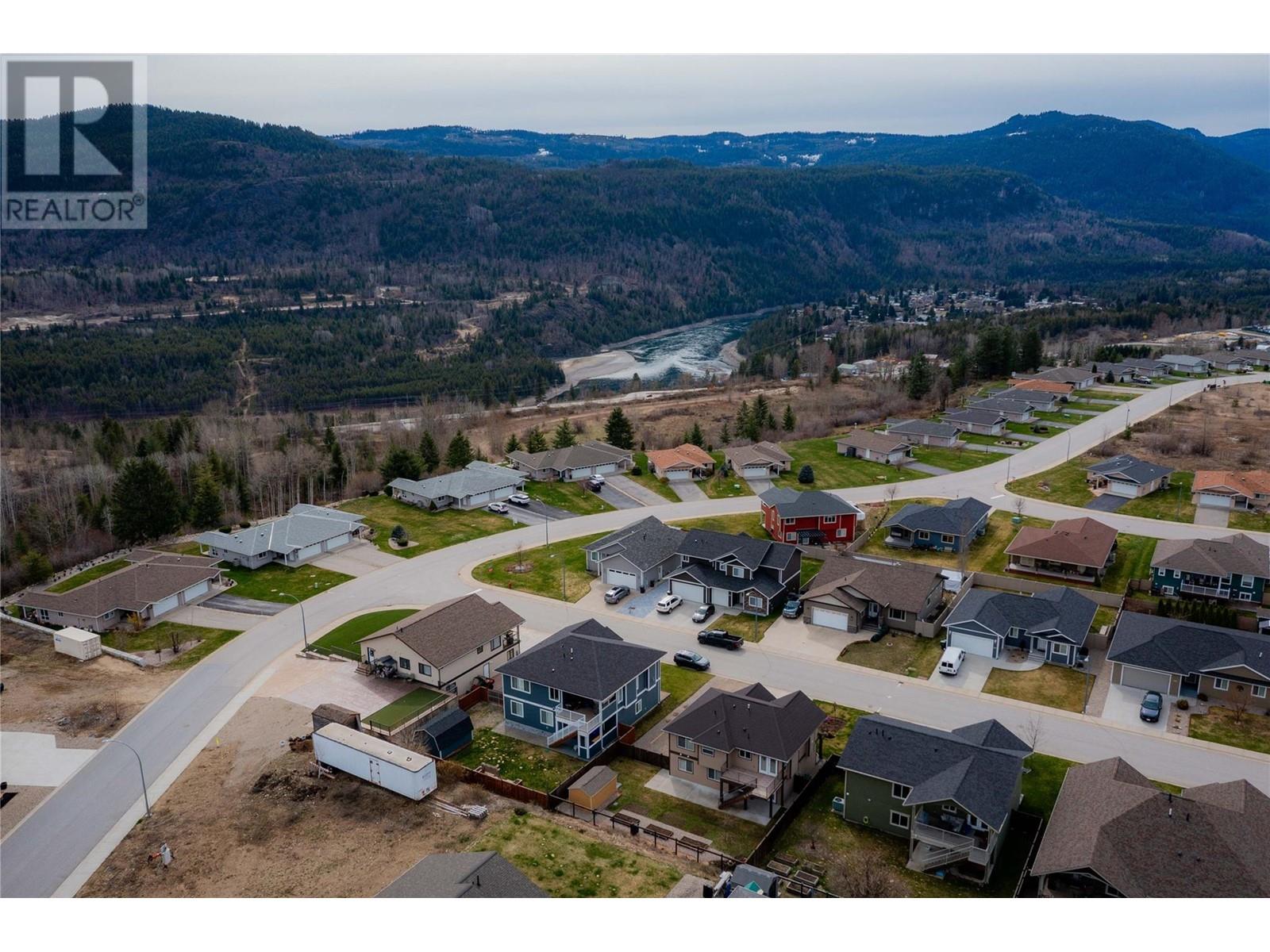 1509 Rosewood Lane, Castlegar, British Columbia  V1N 4X7 - Photo 84 - 10343062