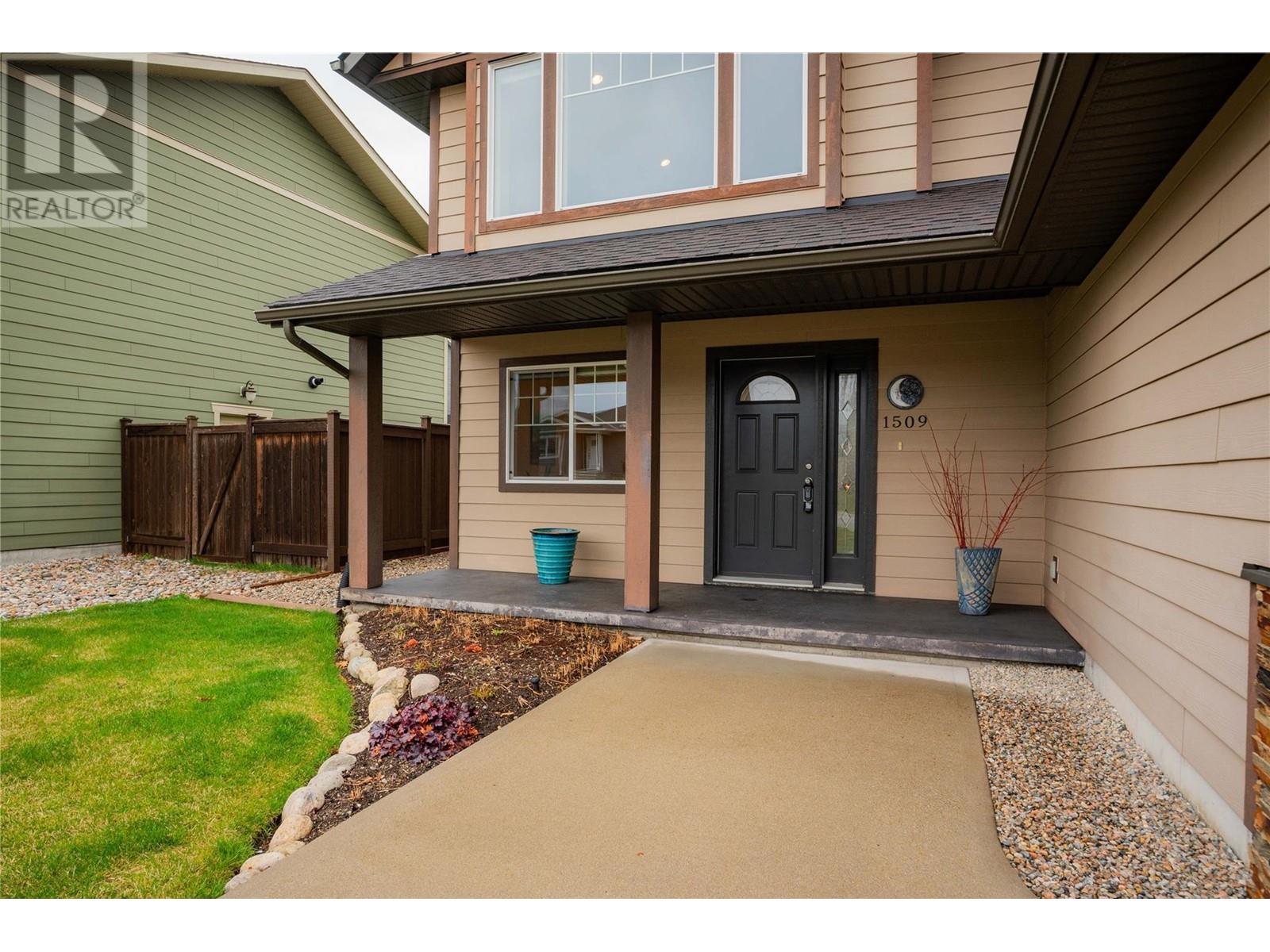 1509 Rosewood Lane, Castlegar, British Columbia  V1N 4X7 - Photo 41 - 10343062