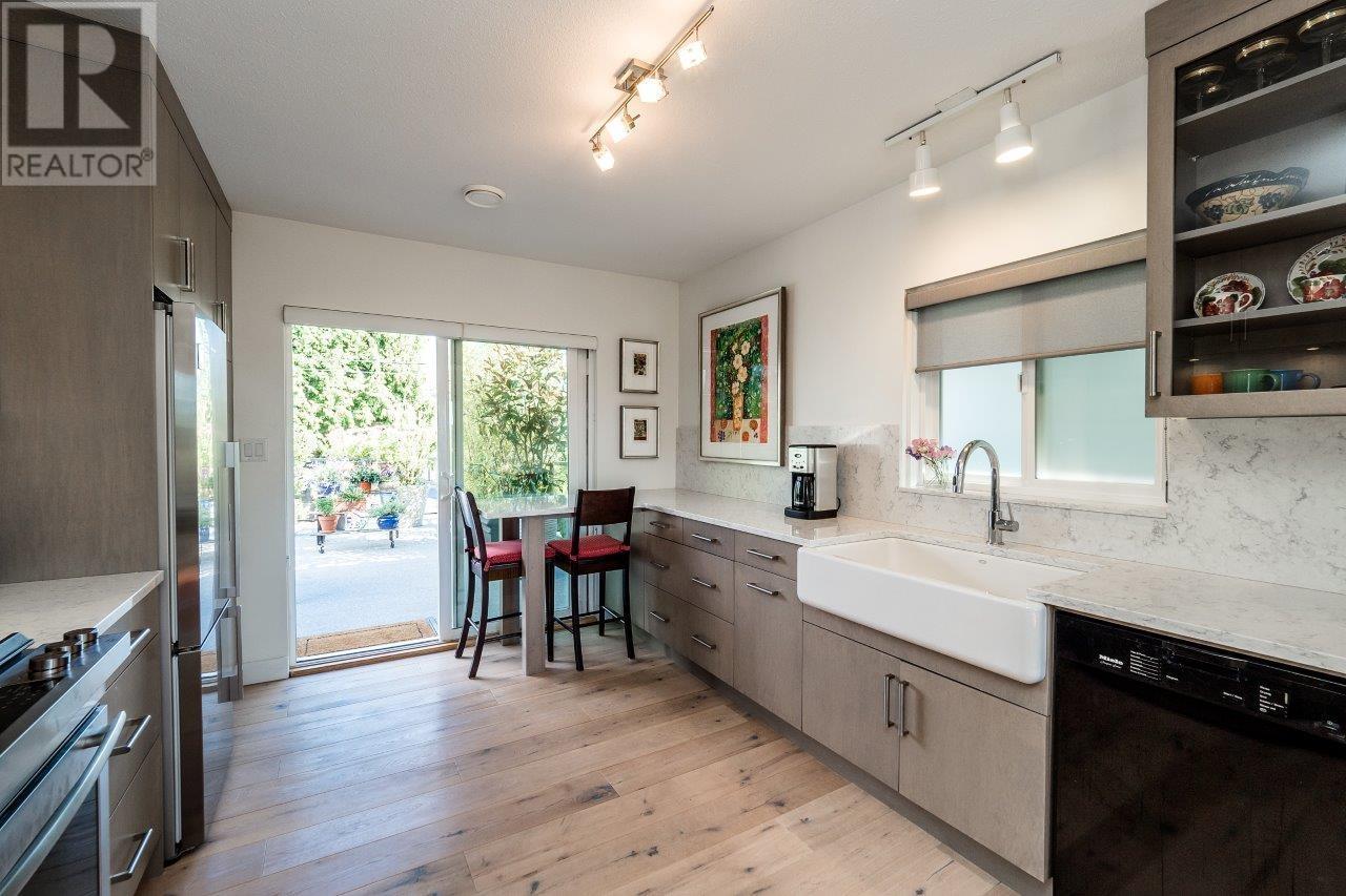 1436 Grand Boulevard, North Vancouver, British Columbia  V7L 3X7 - Photo 10 - R2989539