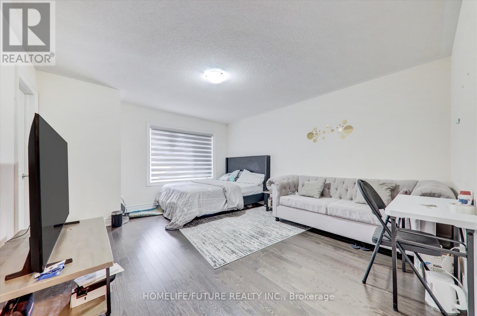 70 Mohandas Drive, Markham, Ontario  L3S 0E4 - Photo 16 - N12078737