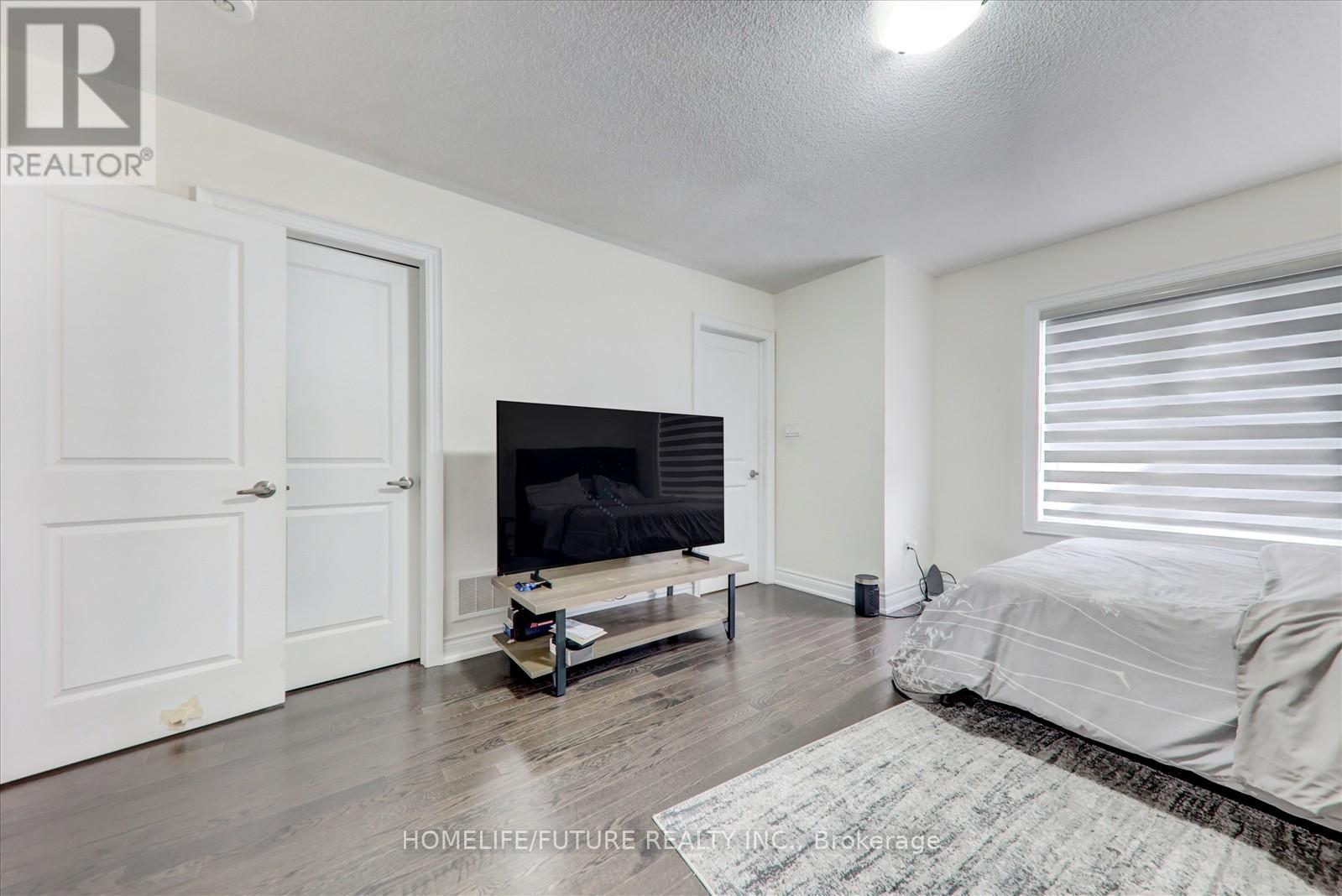 70 Mohandas Drive, Markham, Ontario  L3S 0E4 - Photo 17 - N12078737