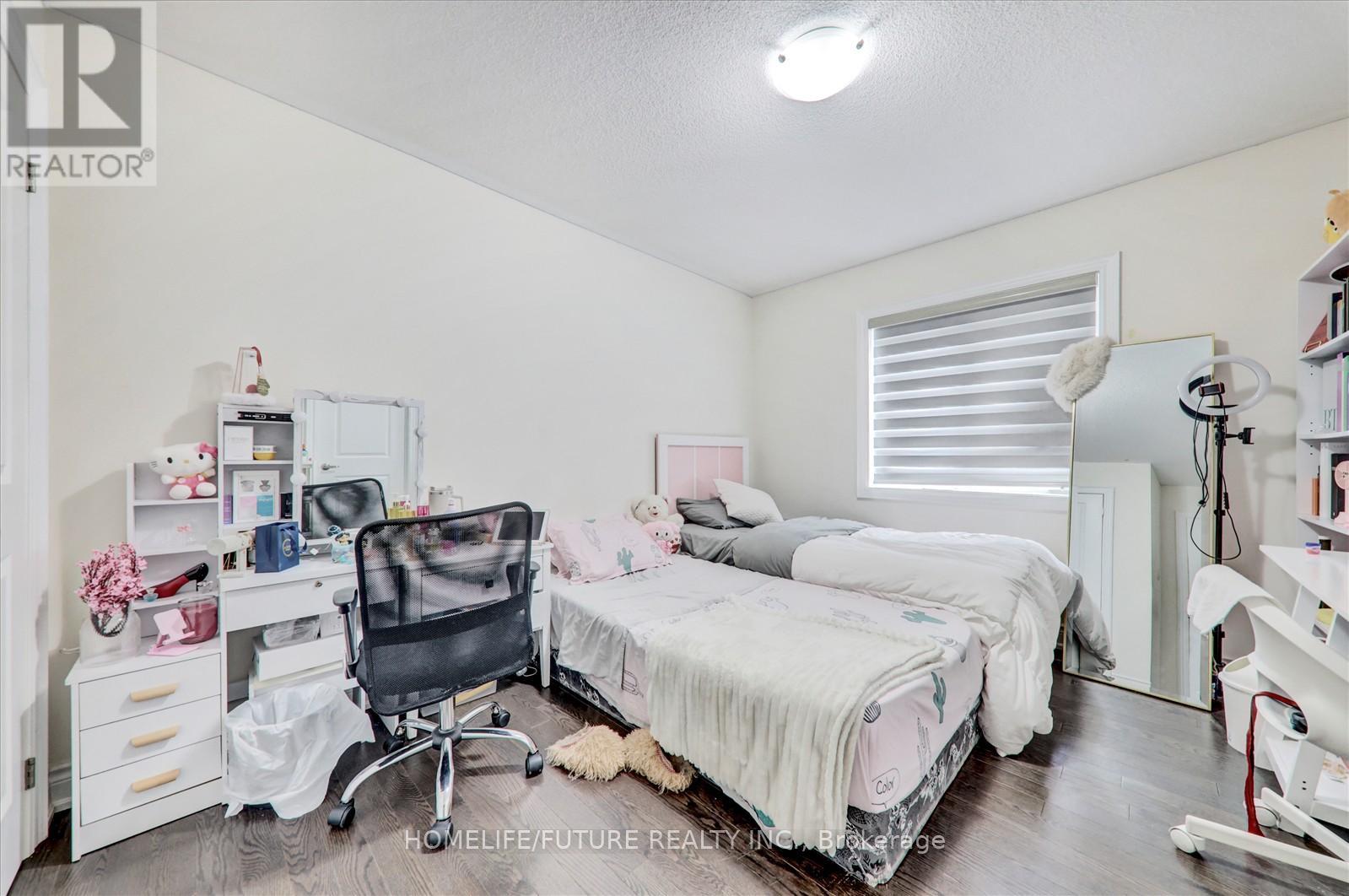 70 Mohandas Drive, Markham, Ontario  L3S 0E4 - Photo 20 - N12078737