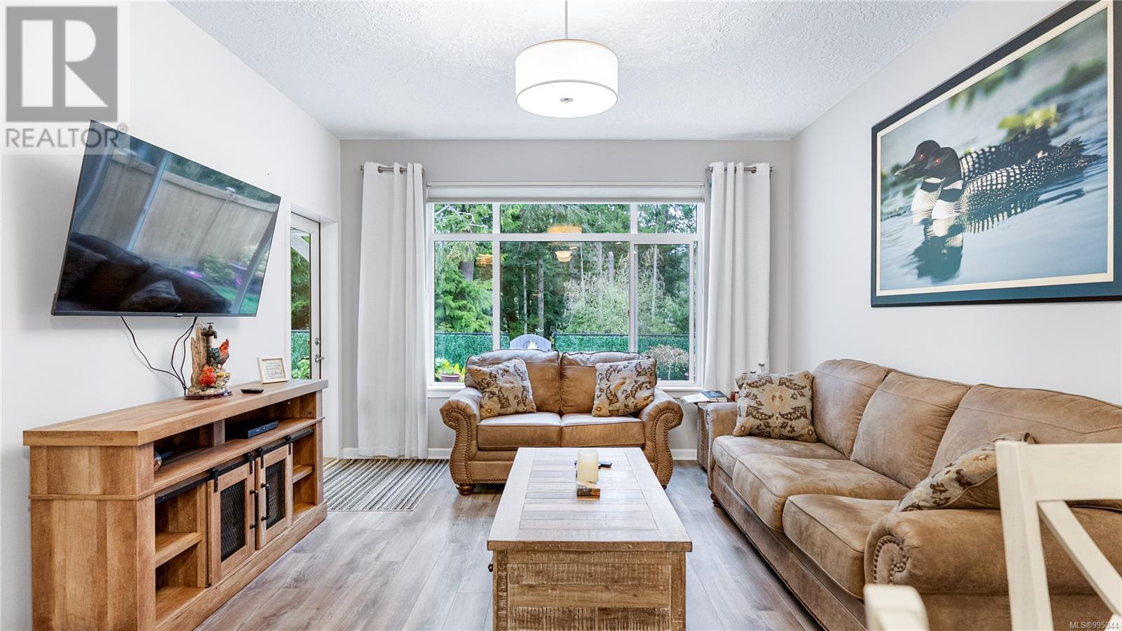 Property at 2227 Forest Grove image 3