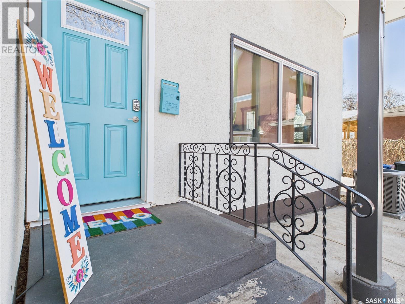 Property at 223 20th STREET W image 2