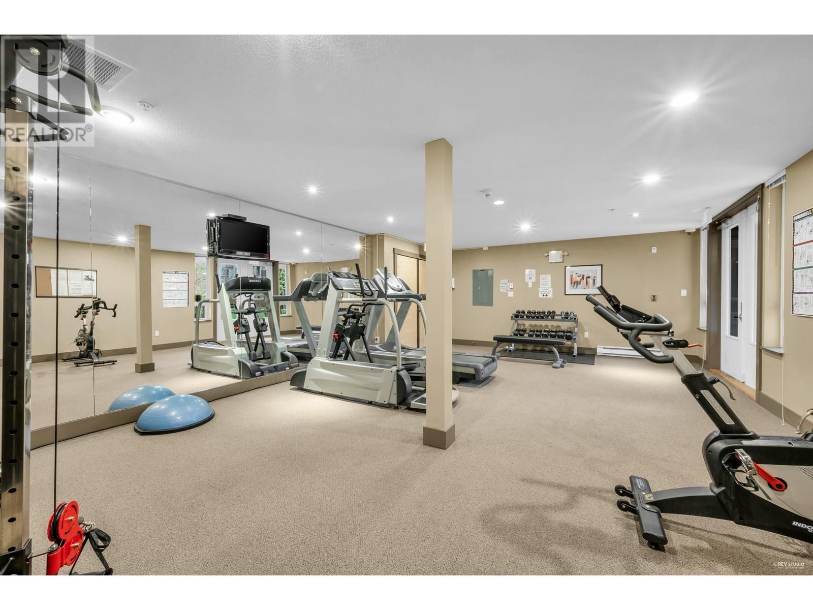 313 2601 Whiteley Court, North Vancouver, British Columbia  V7J 2R7 - Photo 22 - R2989541
