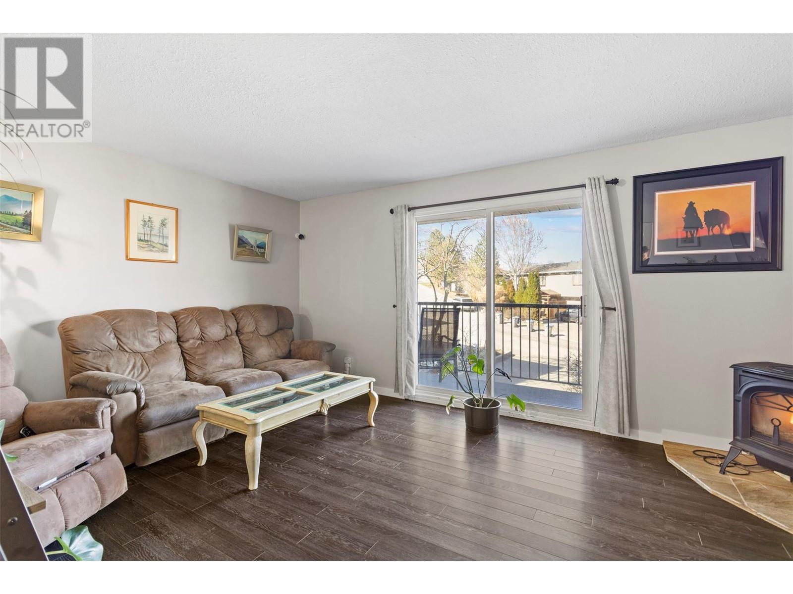 Property at 865 McQueen Drive image 5