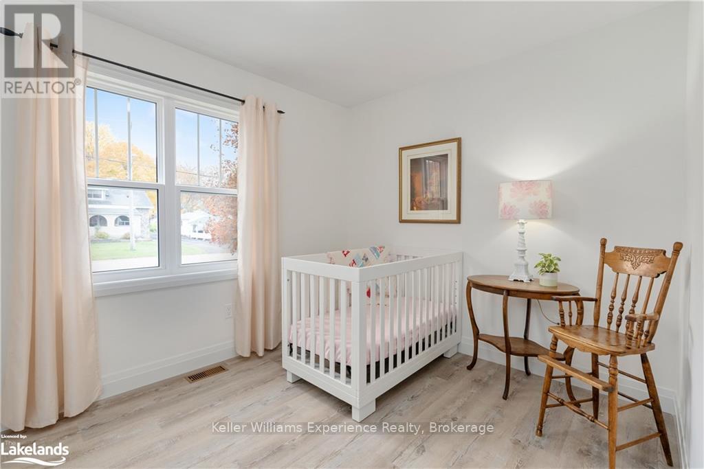 753 Fifth Avenue, Tay, Ontario  L0K 1R0 - Photo 11 - S12078781