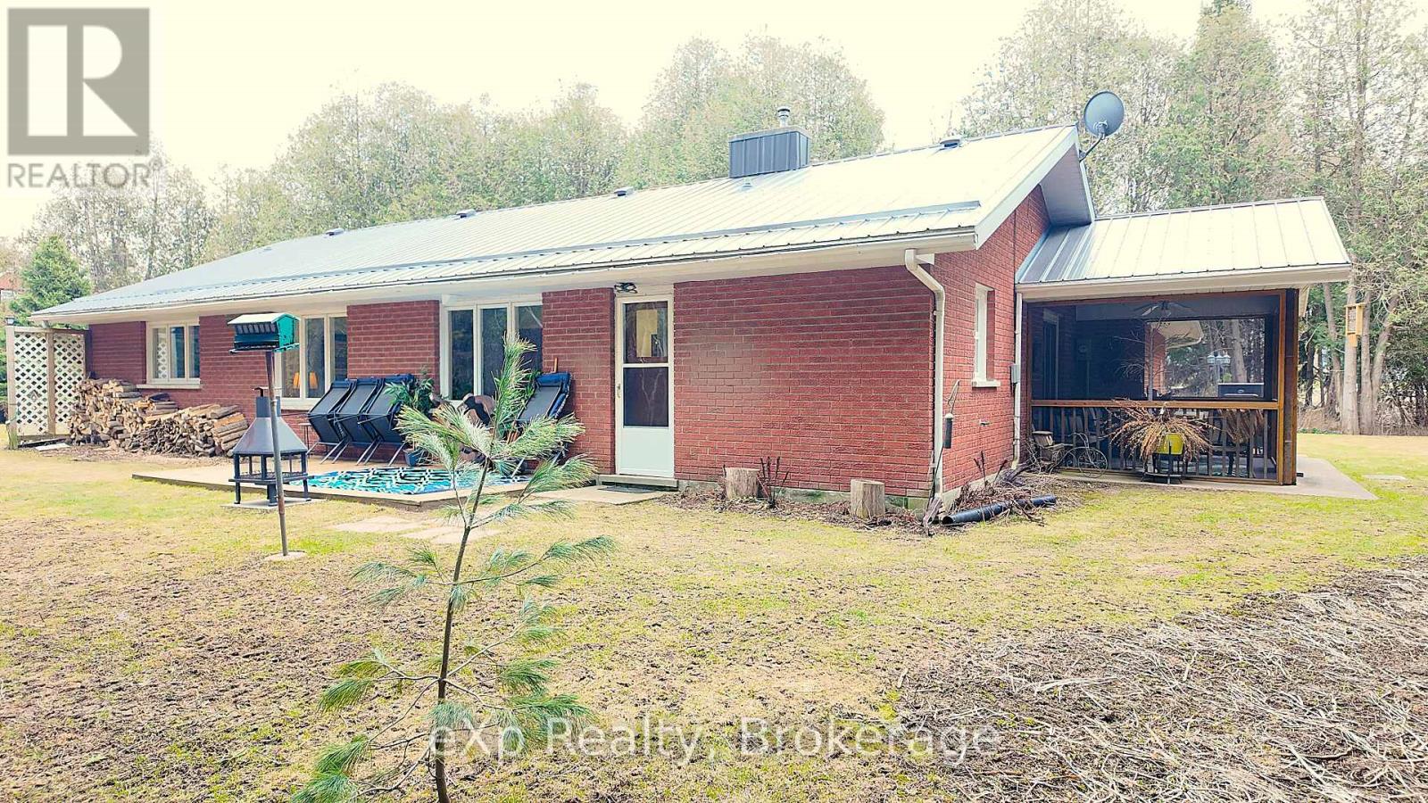 403111 Grey Road 4, West Grey, Ontario  N0G 1R0 - Photo 28 - X12078823