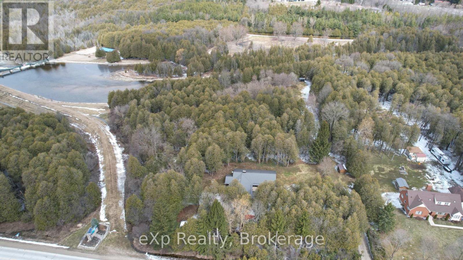 403111 Grey Road 4, West Grey, Ontario  N0G 1R0 - Photo 46 - X12078823