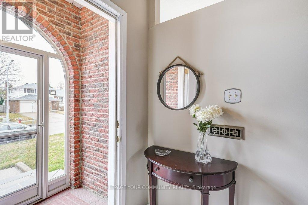 Property at 366 COLBORNE STREET image 2