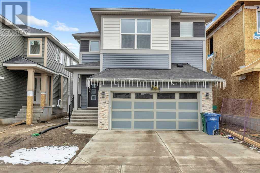 Property at 1098 Midtown Avenue SW image 3