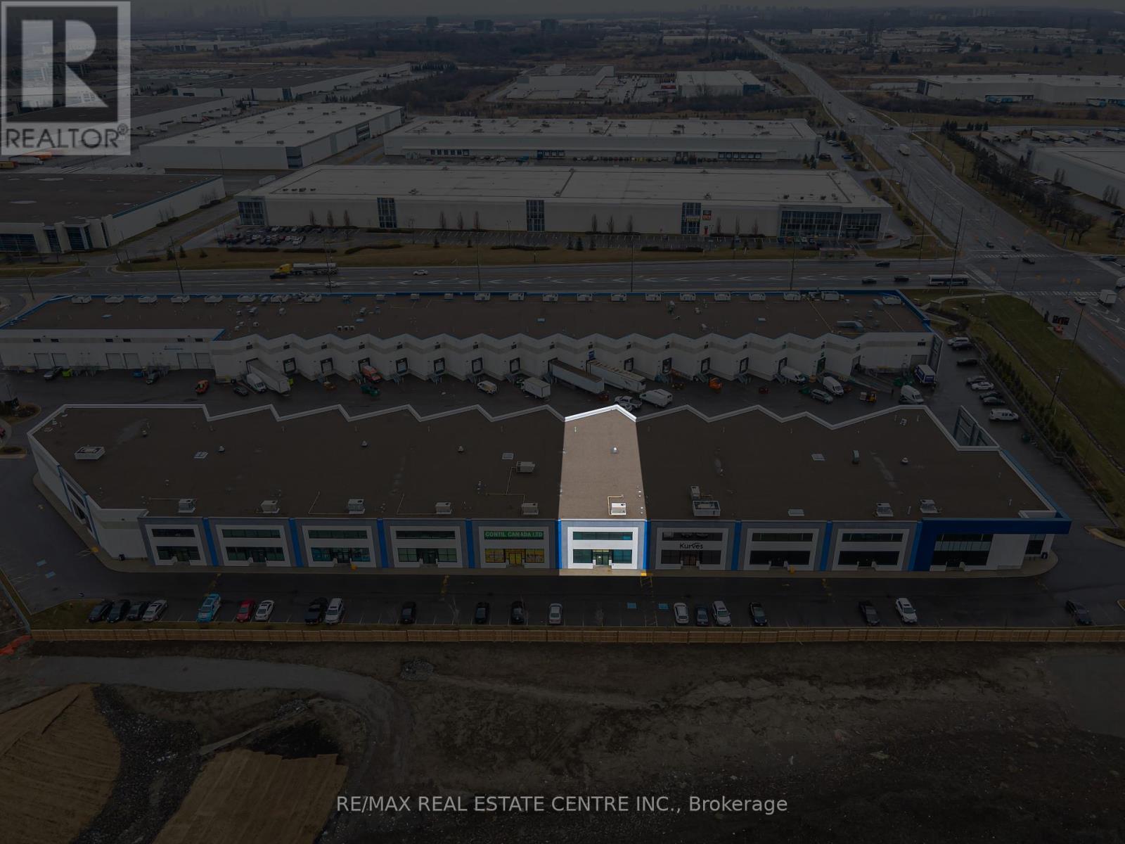 B5 - 20 Lightbeam Terrace, Brampton, Ontario  L6Y 6H9 - Photo 2 - W12078817