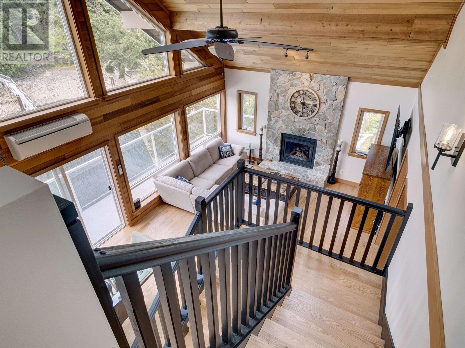 10054 Wescan Road, Halfmoon Bay, British Columbia  V7Z 1G4 - Photo 23 - R2989478