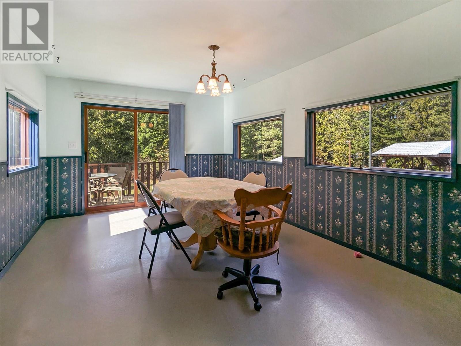 5837 Highway 6, Winlaw, British Columbia  V0G 2J0 - Photo 11 - 10342857