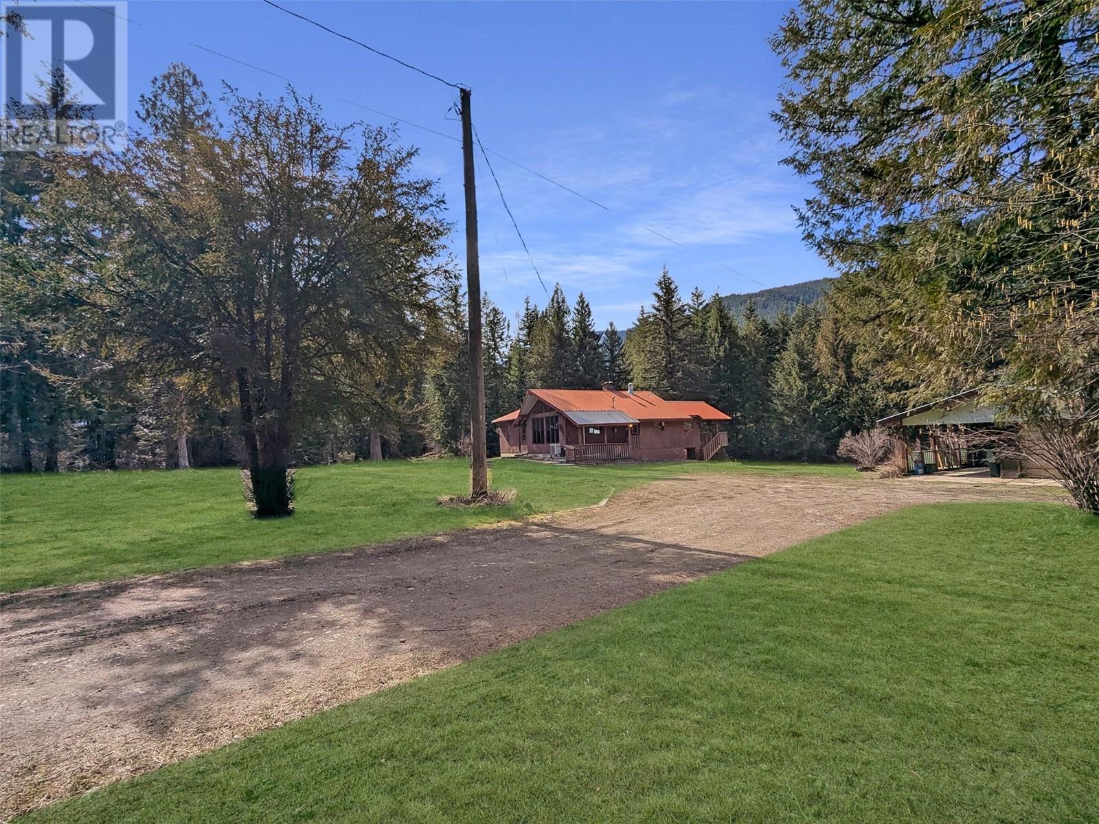 5837 Highway 6, Winlaw, British Columbia  V0G 2J0 - Photo 5 - 10342857