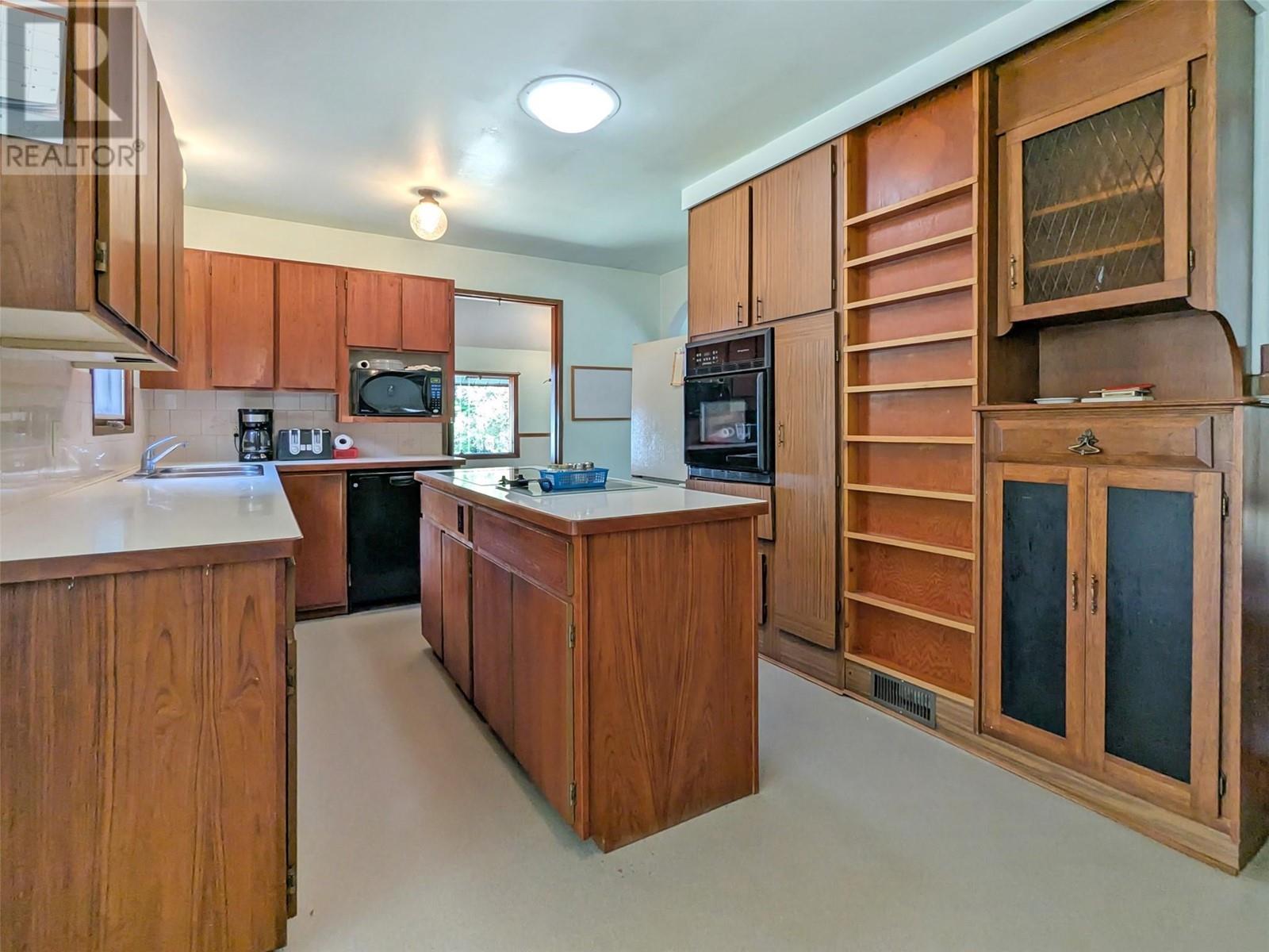 5837 Highway 6, Winlaw, British Columbia  V0G 2J0 - Photo 7 - 10342857