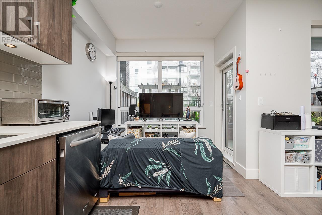 101 630 Como Lake Avenue, Coquitlam, British Columbia  V3J 0E4 - Photo 4 - R2964489