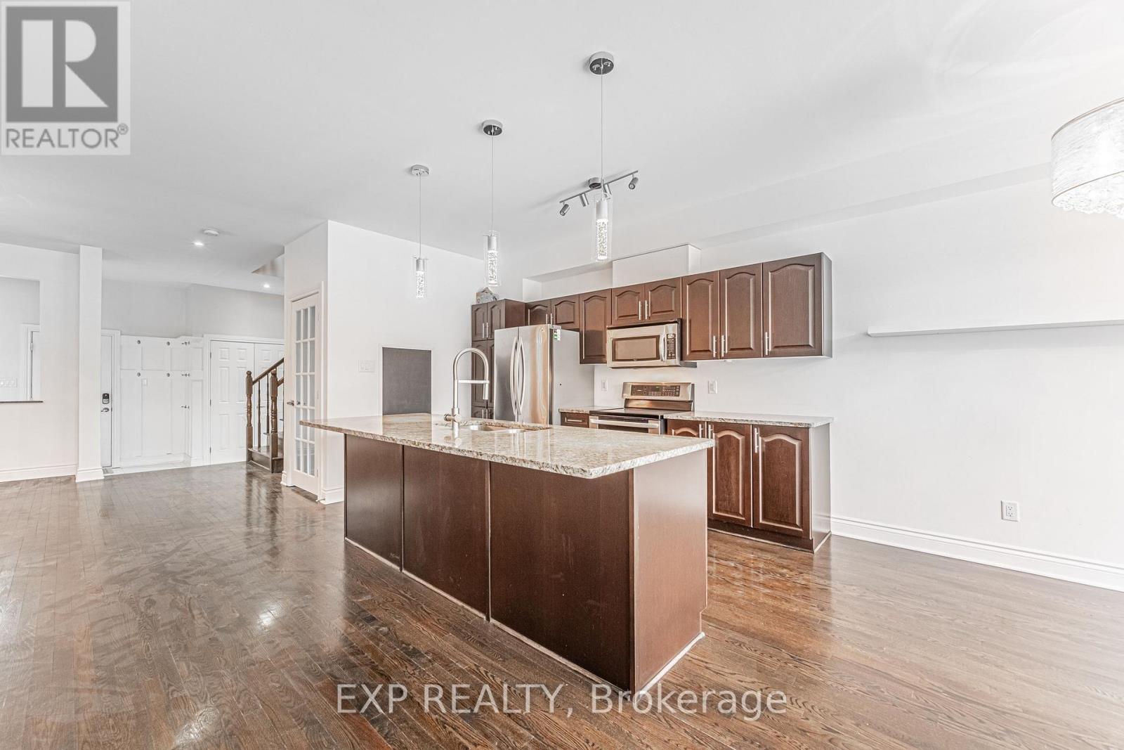 6777 Breanna Cardill Street, Ottawa, Ontario  K4P 0C1 - Photo 13 - X12078841