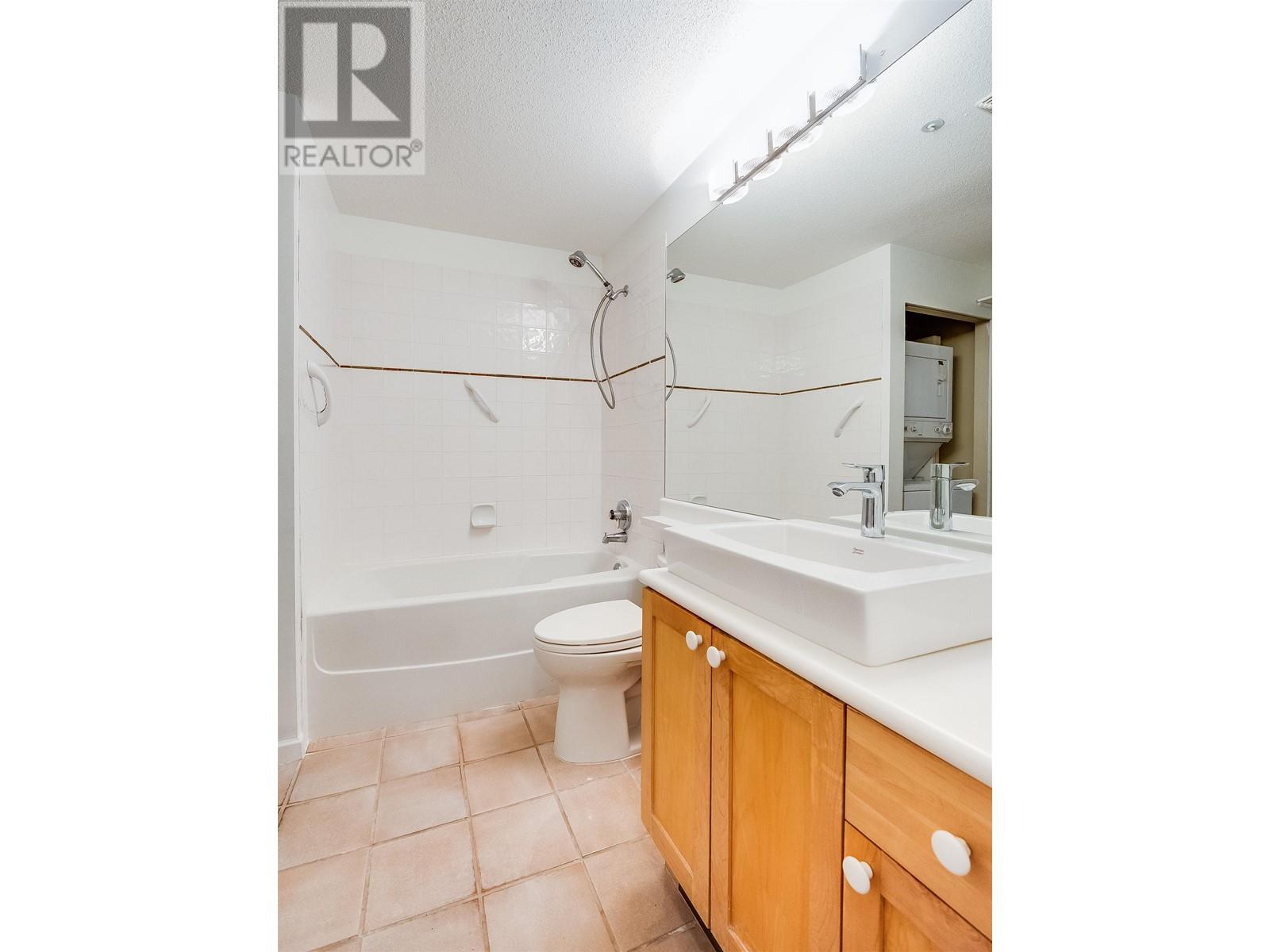 109 1880 E Kent Avenue South, Vancouver, British Columbia  V5P 2S7 - Photo 6 - R2986982