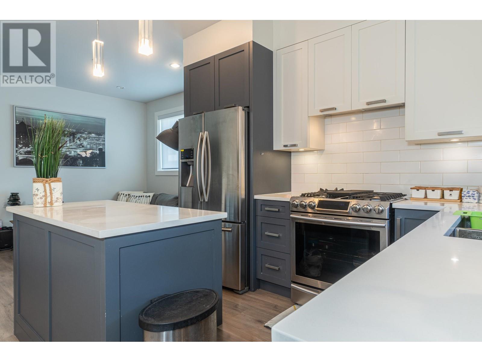 46 188 Wood Street, New Westminster, British Columbia  V3M 0H6 - Photo 2 - R2987010