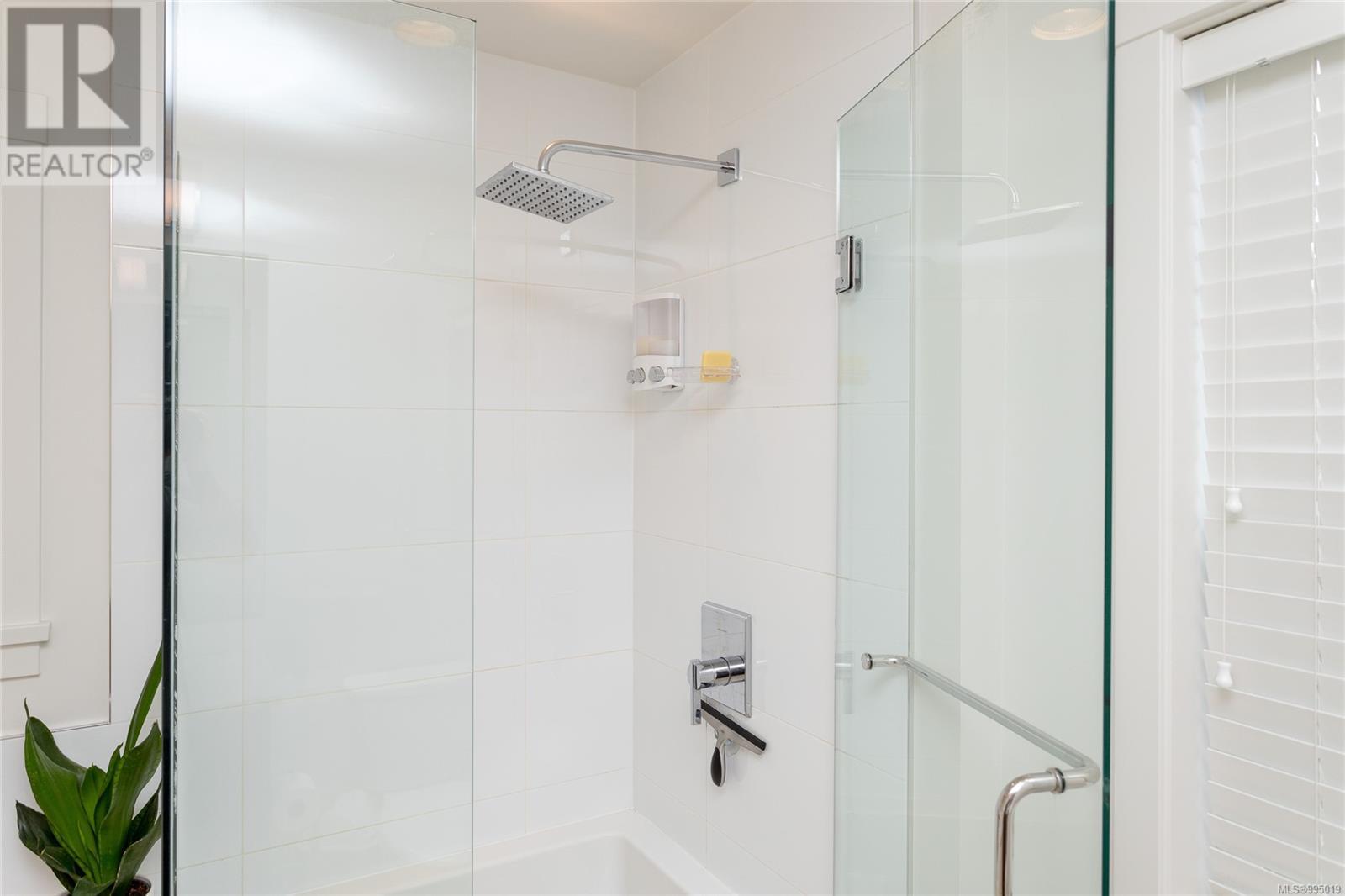 Property at 3466 Sparrowhawk Ave image 1
