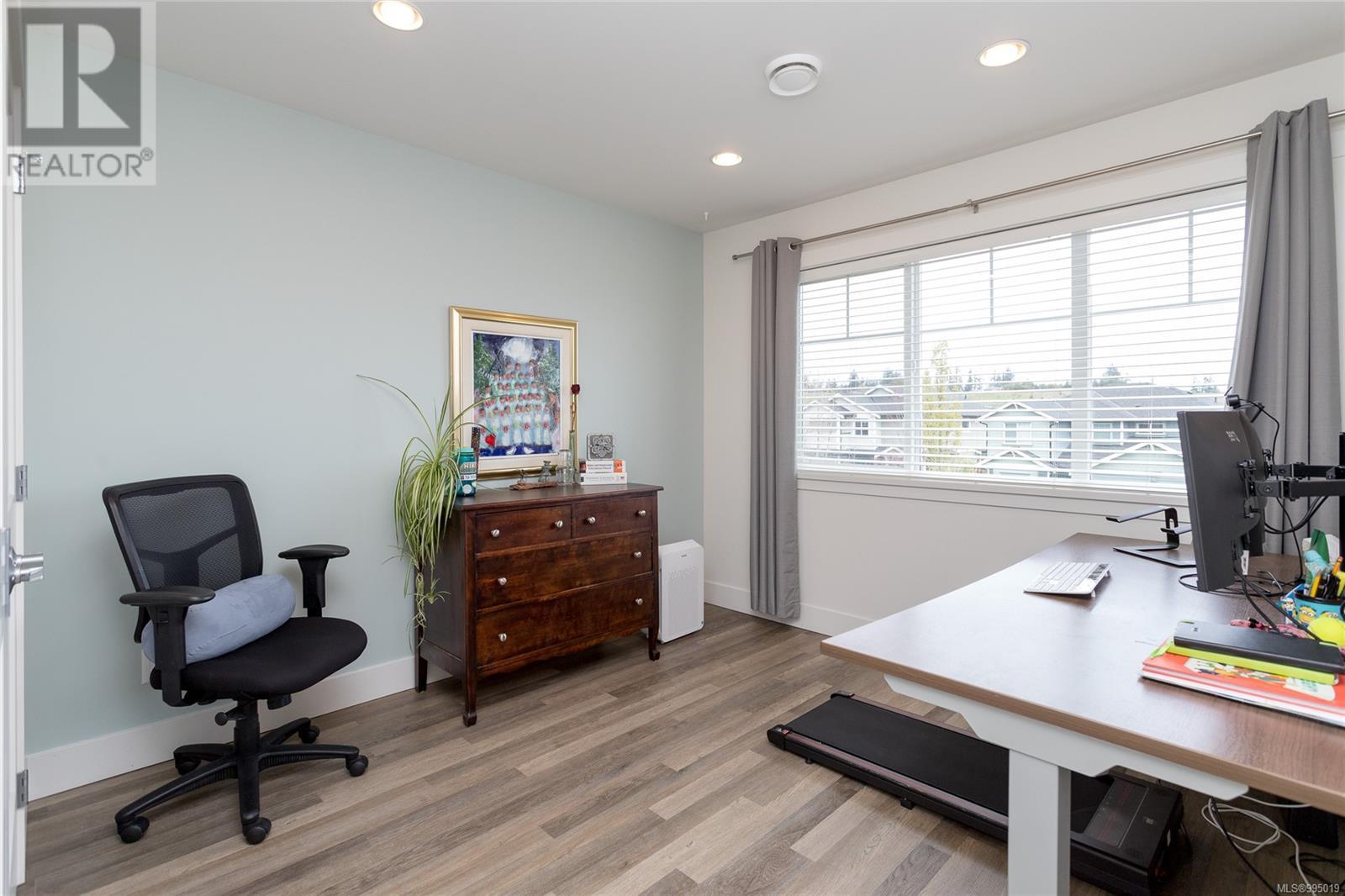 Property at 3466 Sparrowhawk Ave image 4