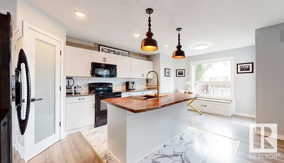Property at 1315 WESTERRA DR image 2