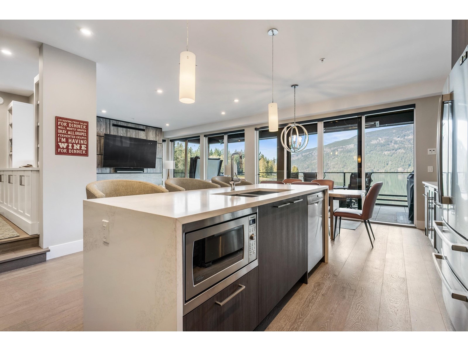 207 3175 Columbia Valley Road, Cultus Lake North, Cultus Lake, British Columbia  V2R 6C2 - Photo 8 - R2989490