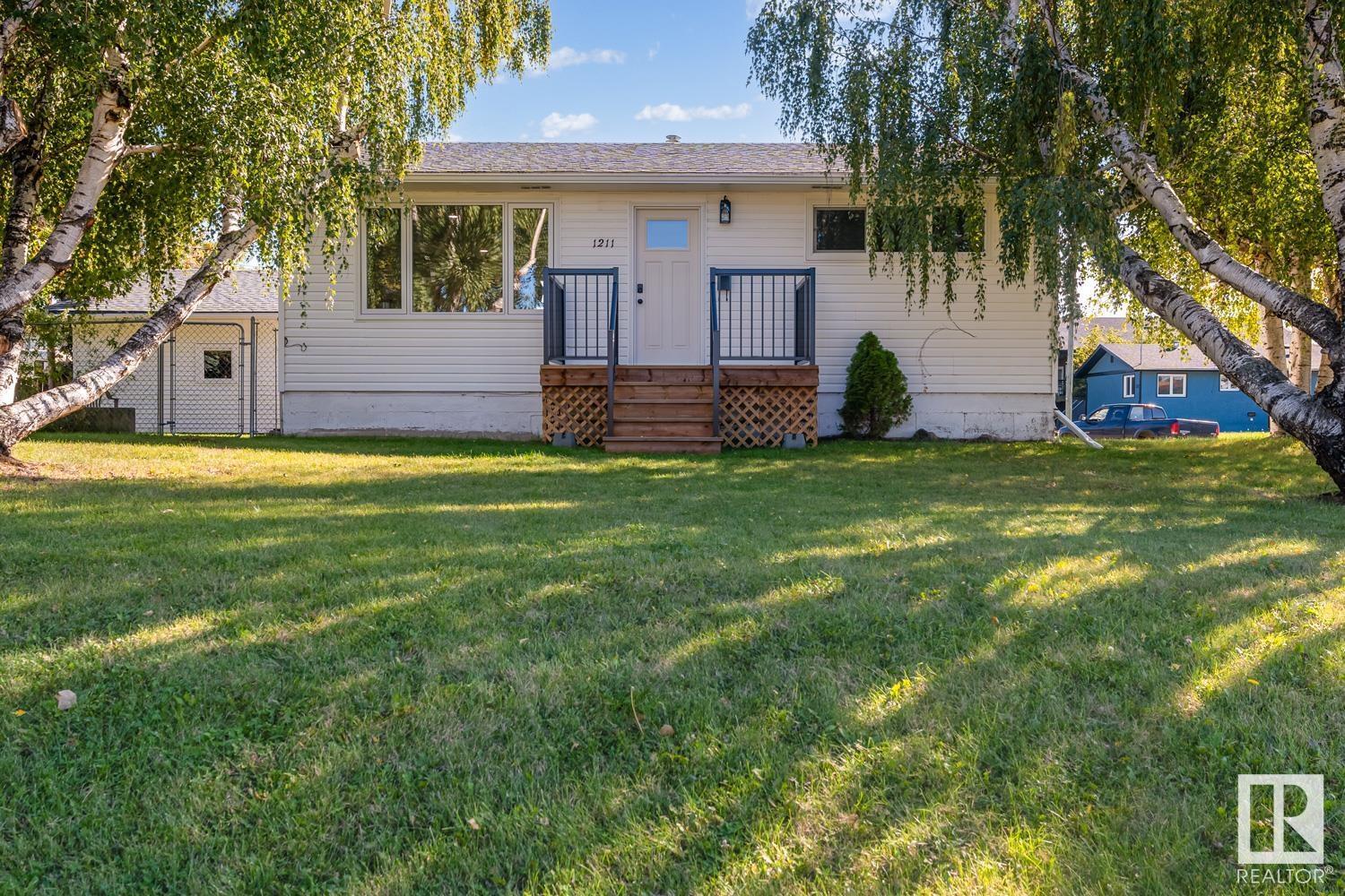 Property at 1211 5 AV image 3