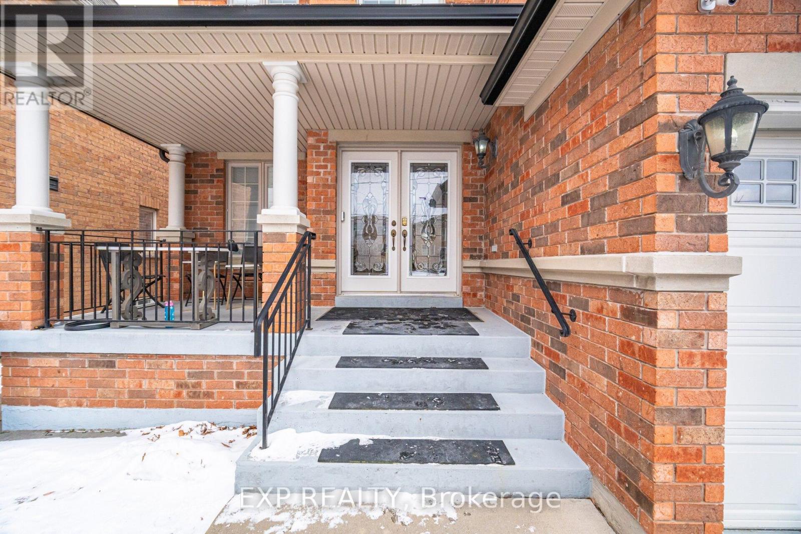 Property at 1638 BARBERTOWN ROAD image 4