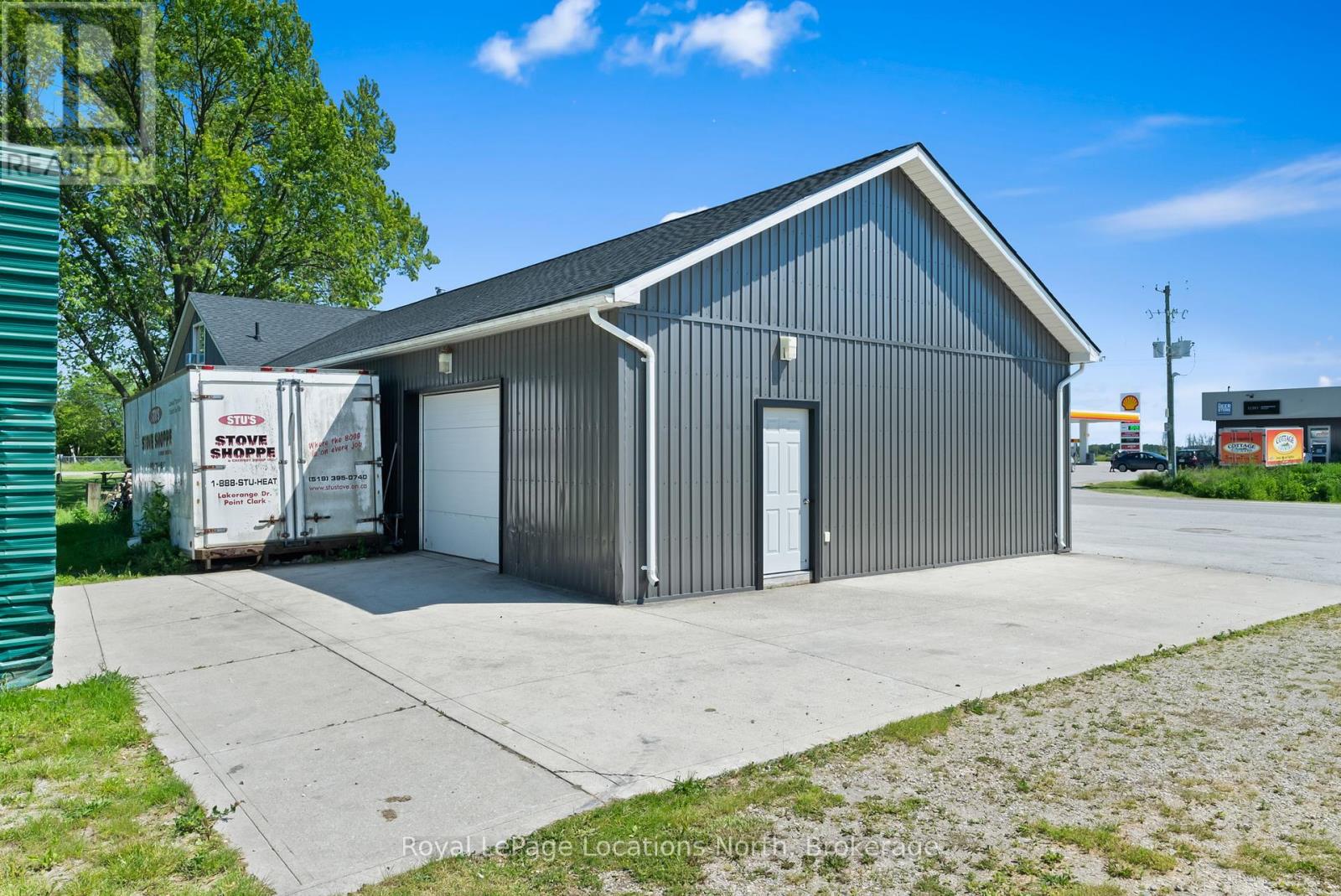 6 Ashfield-Huron Road, Huron-Kinloss, Ontario  N2Z 2X3 - Photo 35 - X12078889