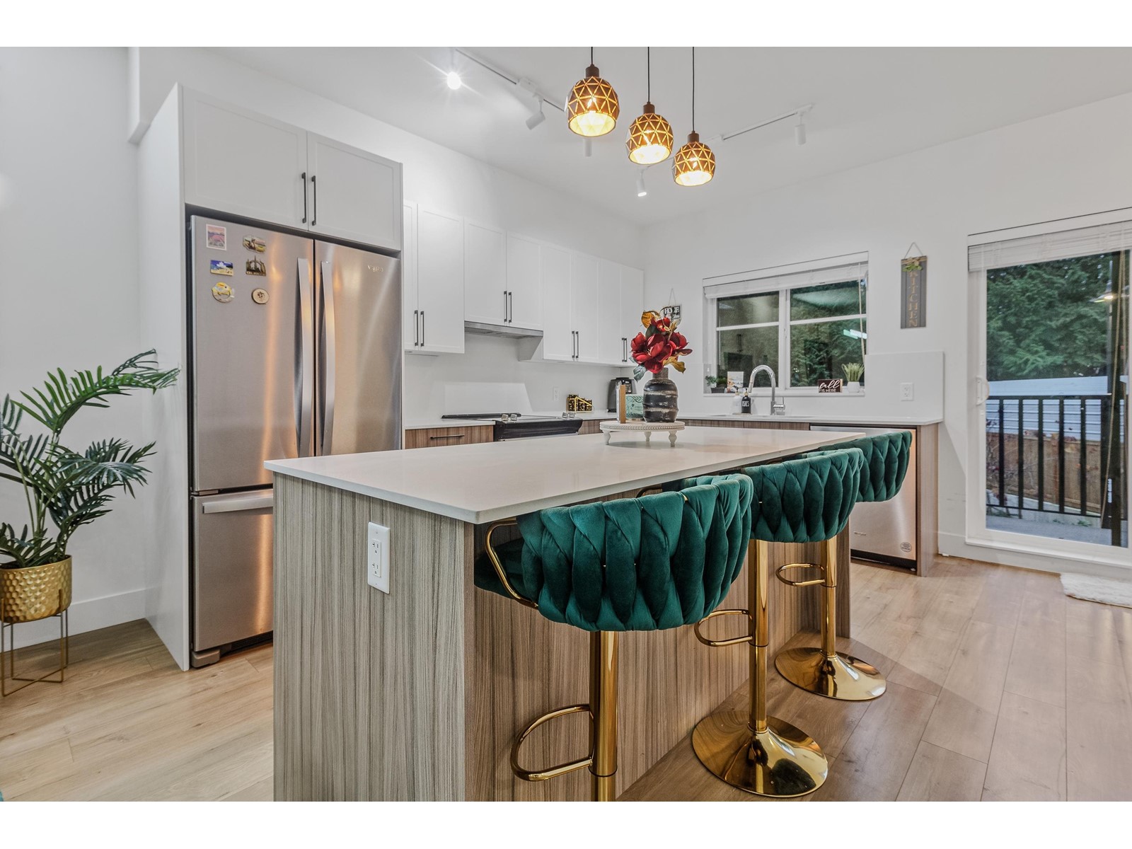 Property at 102 2267 MCKENZIE ROAD image 2