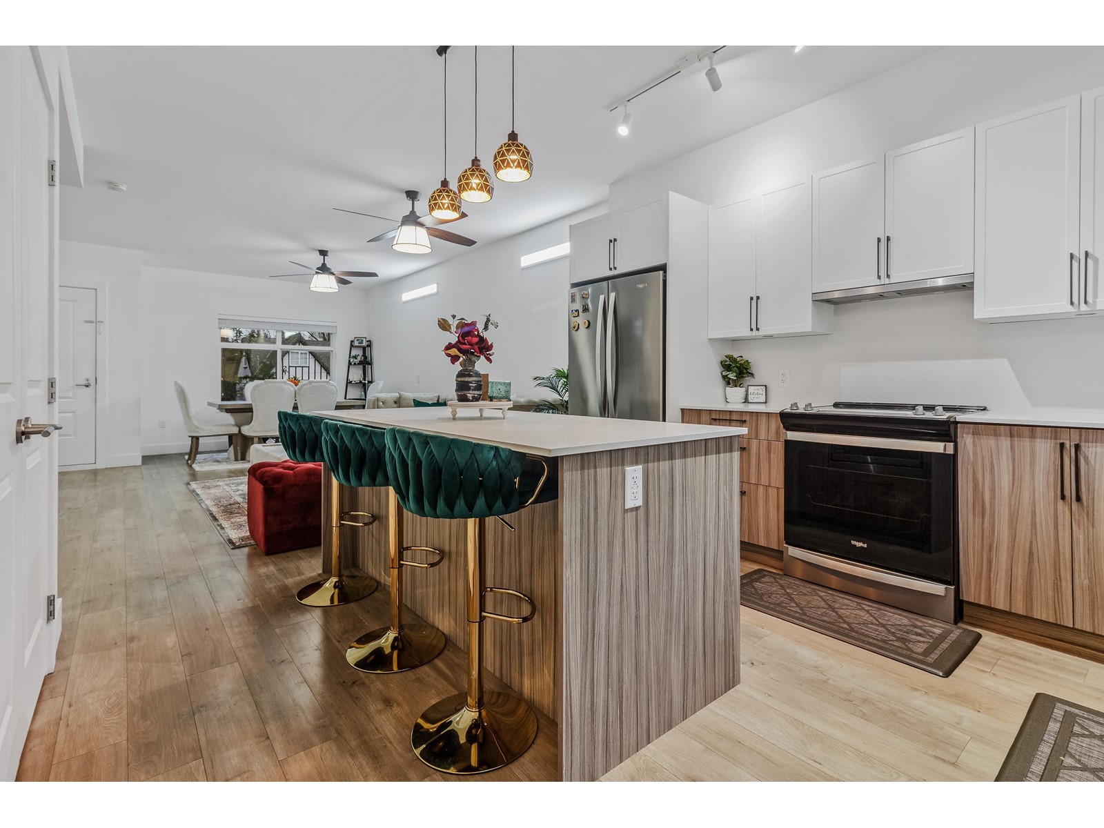 Property at 102 2267 MCKENZIE ROAD image 1