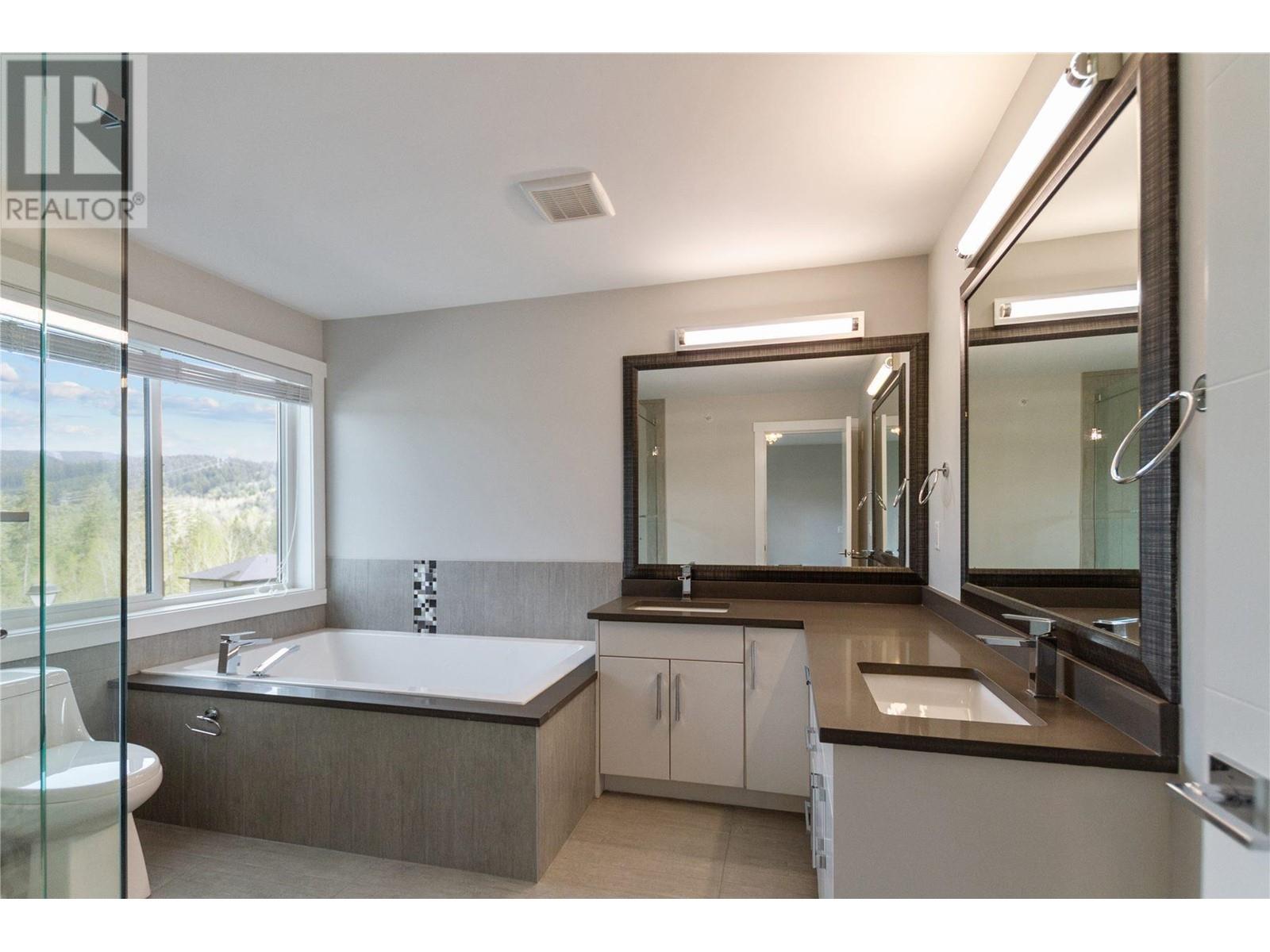 13682 Mckercher Drive, Maple Ridge, British Columbia  V4R 0E1 - Photo 11 - R2988369