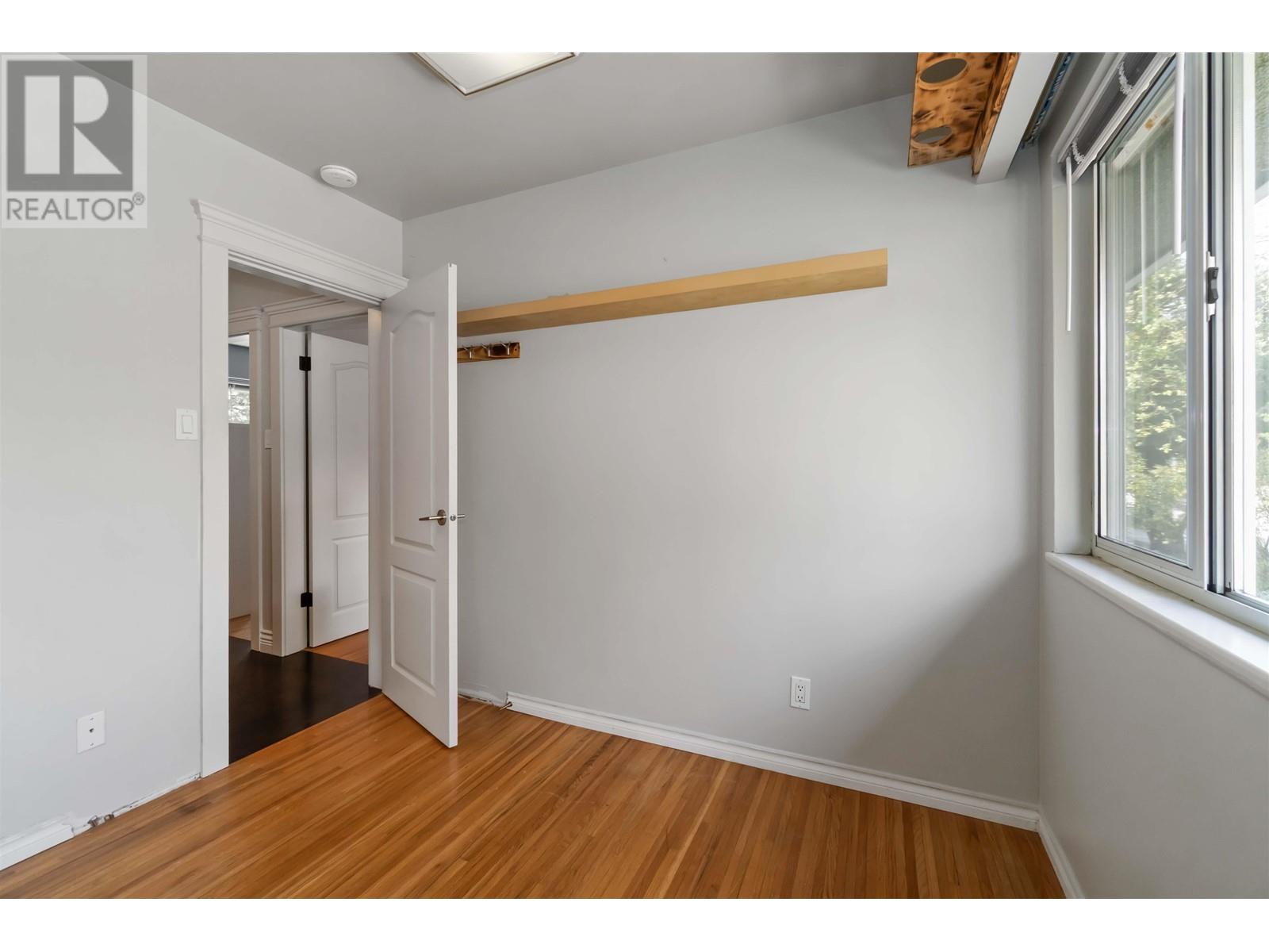 2110 Como Lake Avenue, Coquitlam, British Columbia  V3J 3R5 - Photo 16 - R2989530