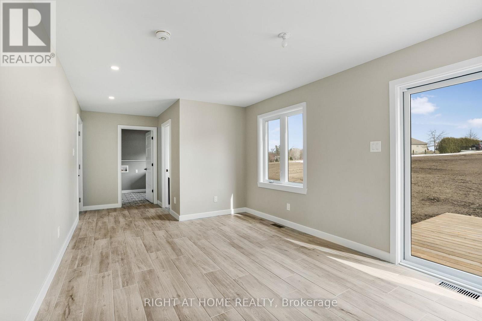 170 Gascon Street, Alfred And Plantagenet, Ontario  K0B 1J0 - Photo 15 - X12078916