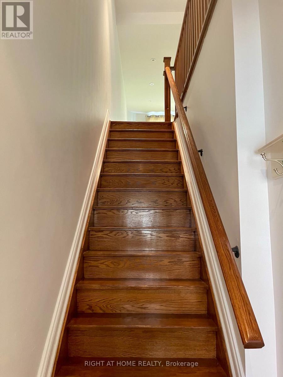2nd - 83 Oxford Street, Toronto, Ontario  M5T 1P2 - Photo 2 - C12078919