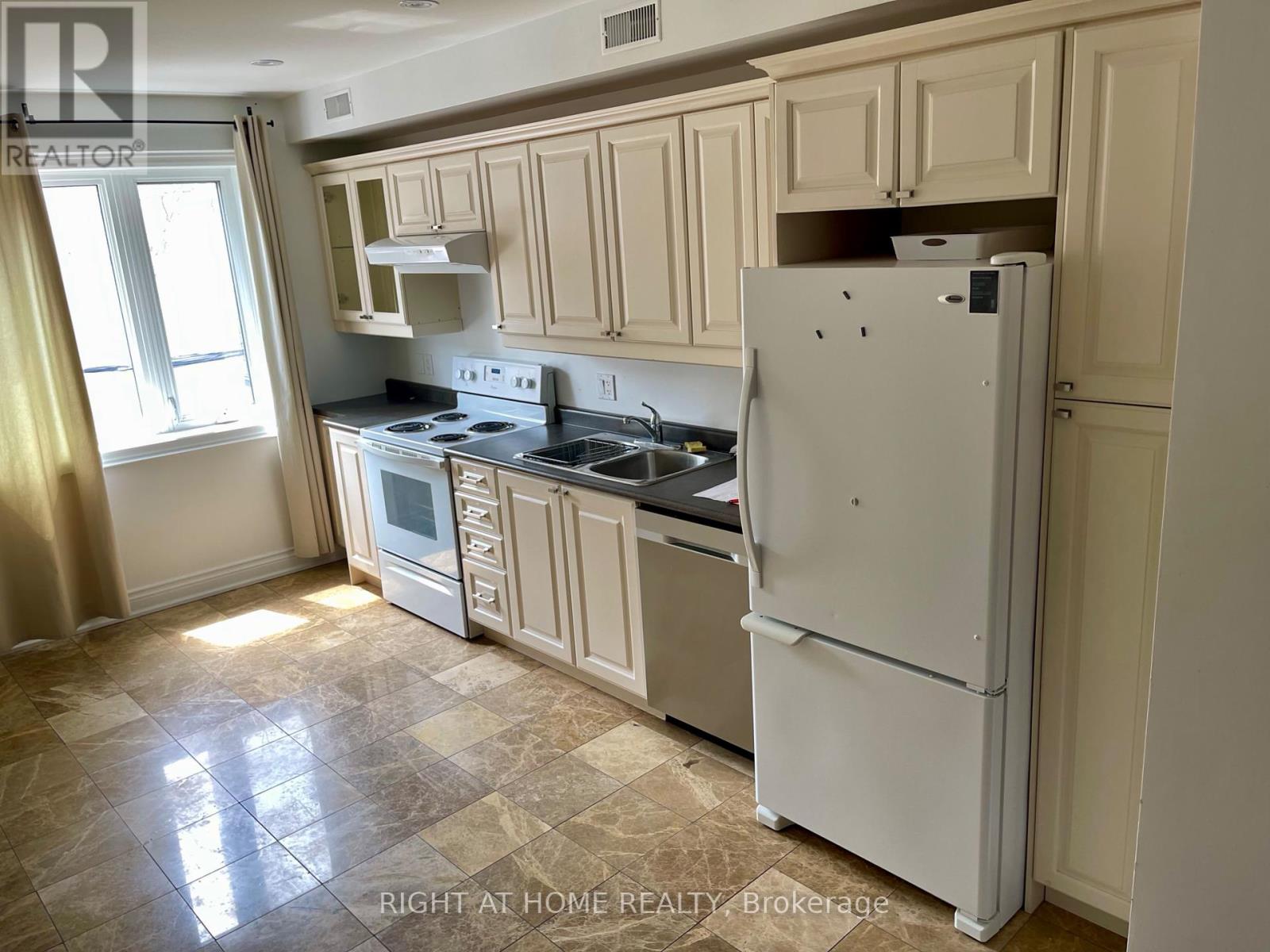 2nd - 83 Oxford Street, Toronto, Ontario  M5T 1P2 - Photo 3 - C12078919