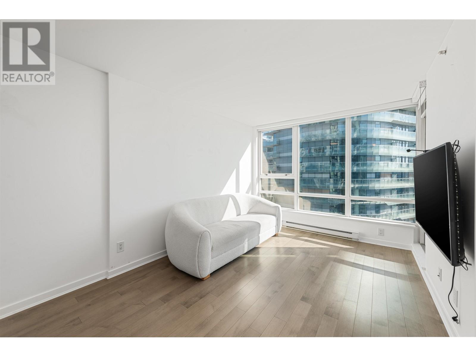 Listing Picture 6 of 25 : 1603 939 EXPO BOULEVARD, Vancouver / 溫哥華 - 魯藝地產 Yvonne Lu Group - MLS Medallion Club Member
