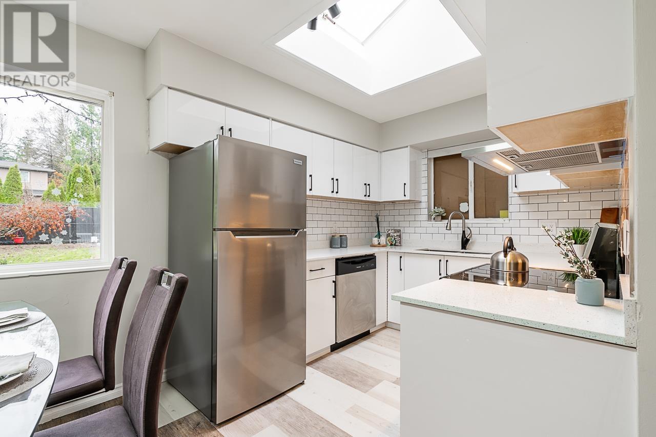 310 Inglewood Avenue, West Vancouver, British Columbia  V7T 1X1 - Photo 8 - R2989584