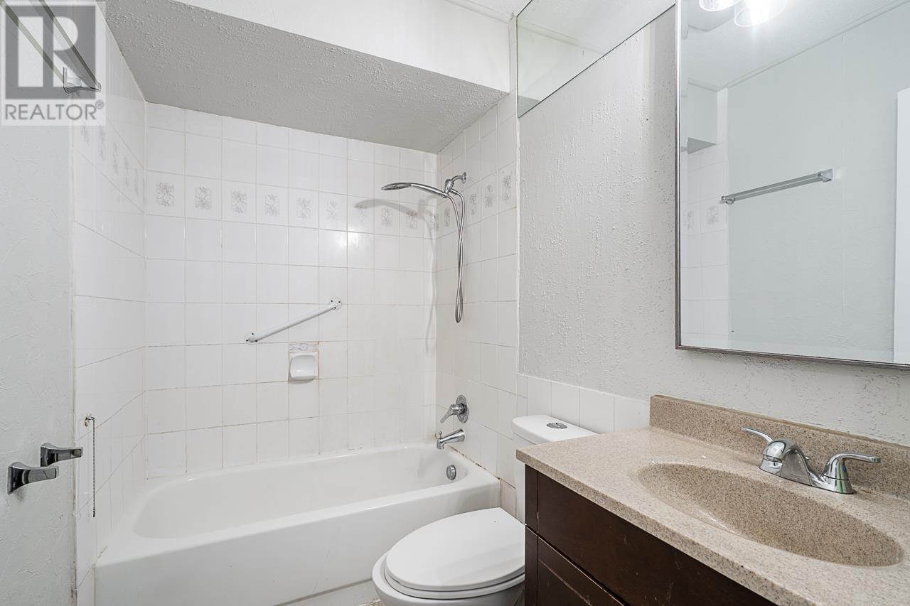 310 Inglewood Avenue, West Vancouver, British Columbia  V7T 1X1 - Photo 31 - R2989584