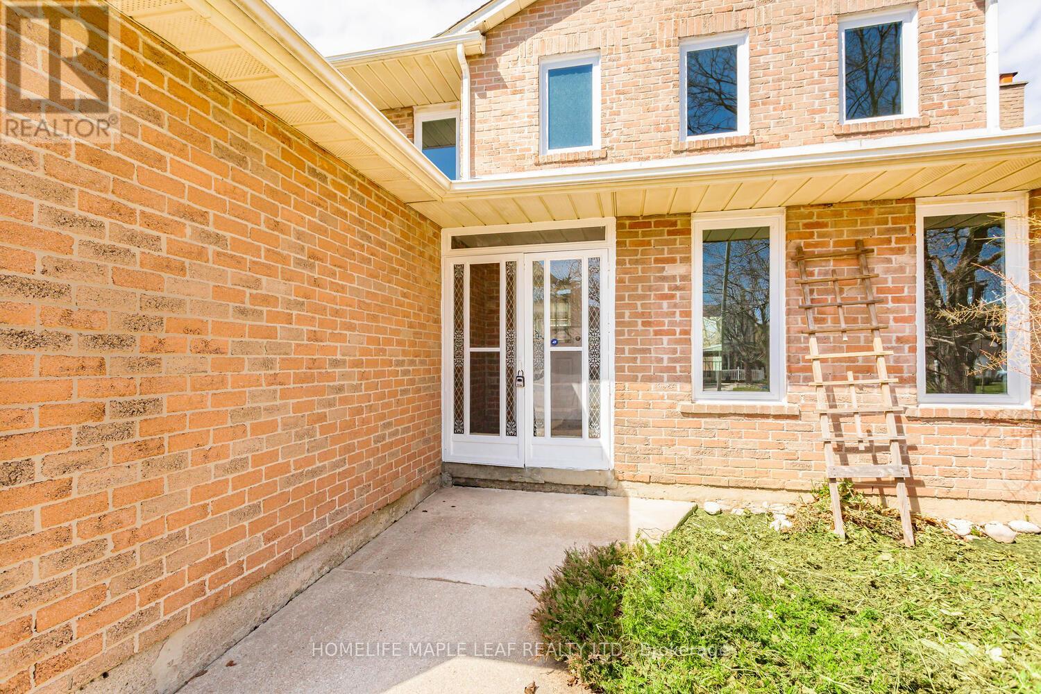 Property at 3101 TOURS ROAD image 3