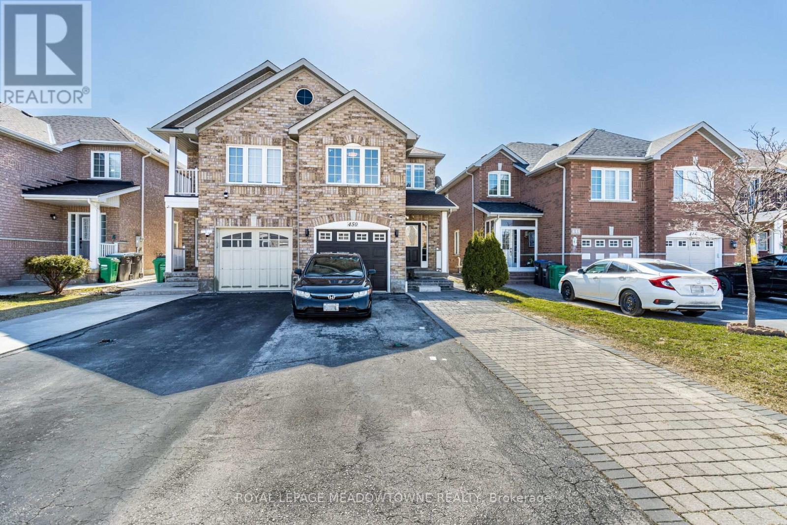 Property at 450 OAKTREE CIRCLE image 1
