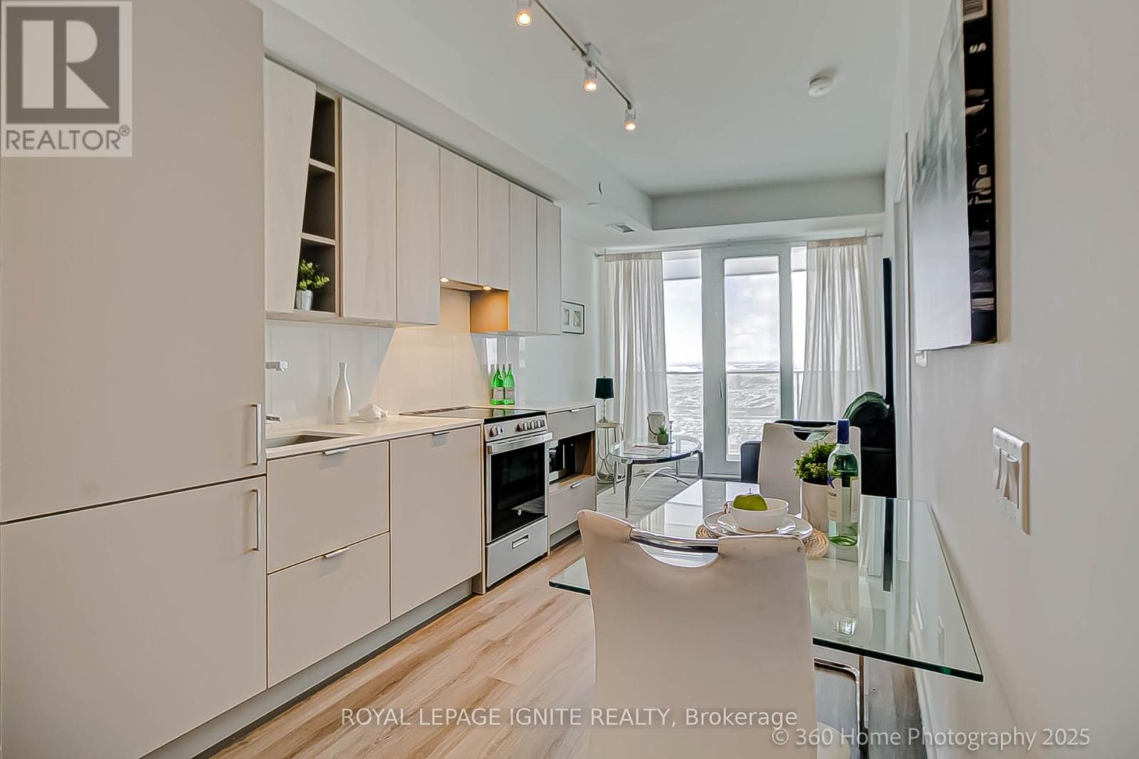 4010 - 3883 Quartz Road, Mississauga, Ontario  L5B 4M6 - Photo 17 - W12078922